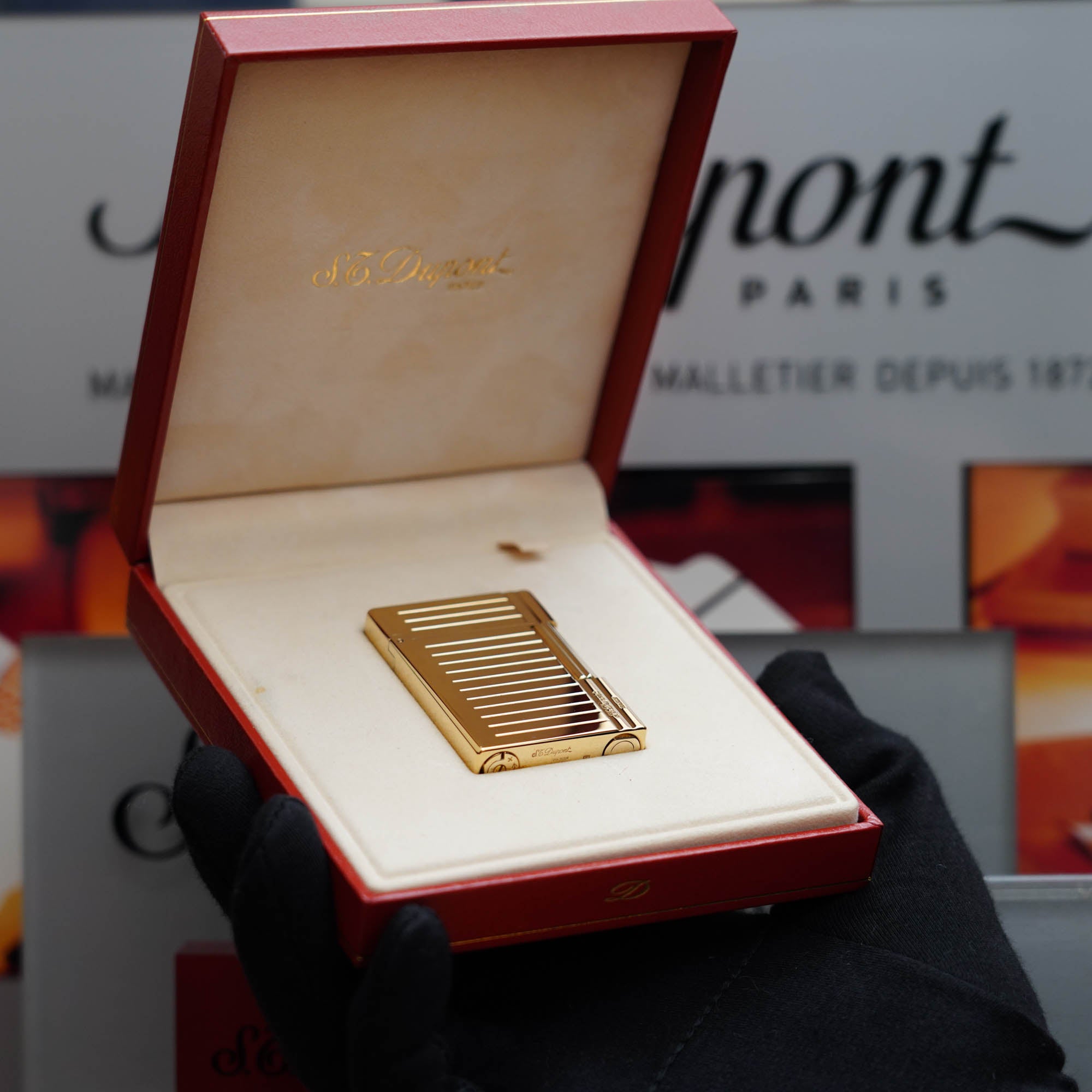 Vintage 1980 S.T. Dupont Rare Gatsby Heavy 24k Gold Finish Lines Pattern Ligne 2 Lighter
