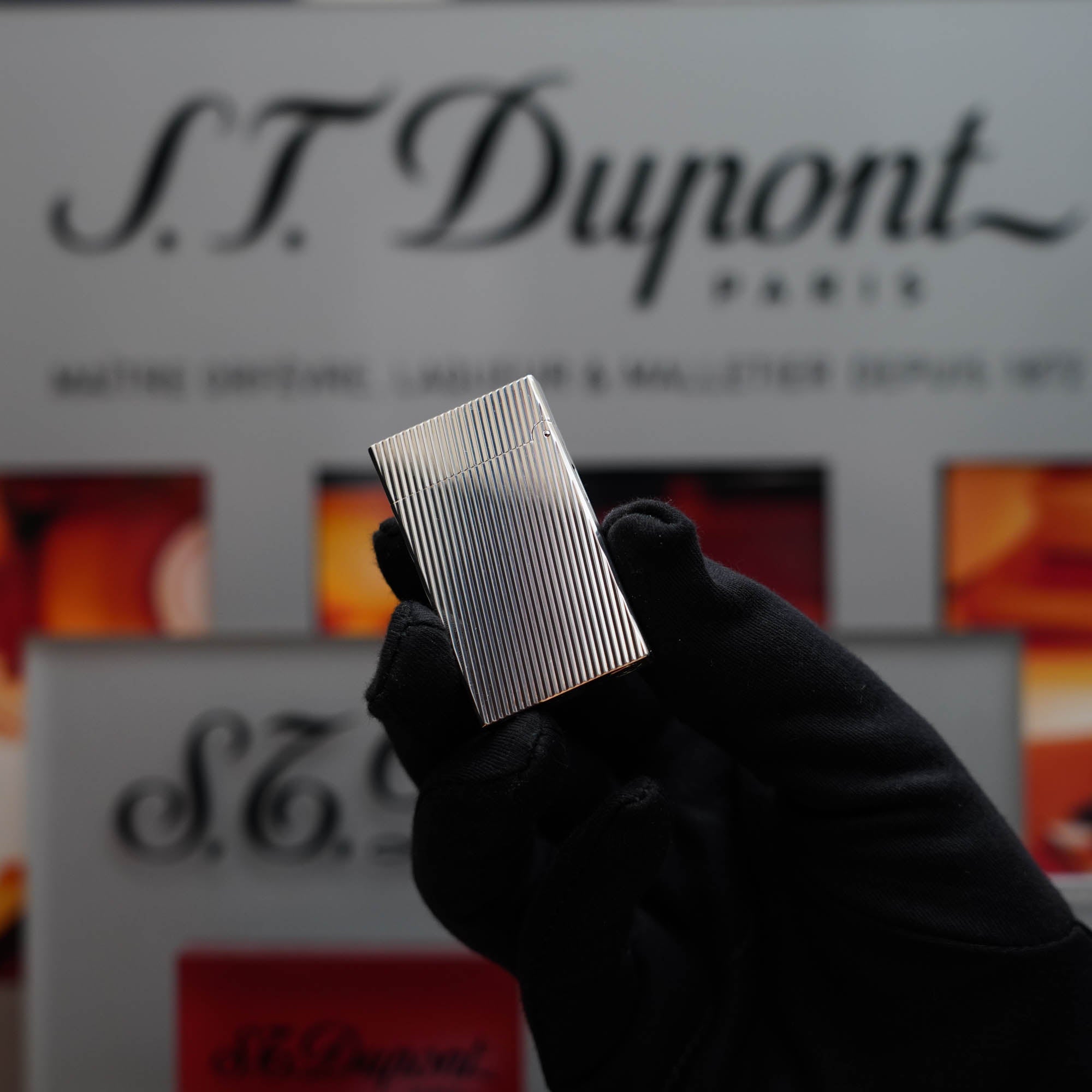 Vintage 1980 S.T. Dupont Silver Finish Vertical Line Ligne 2 LD Lighter