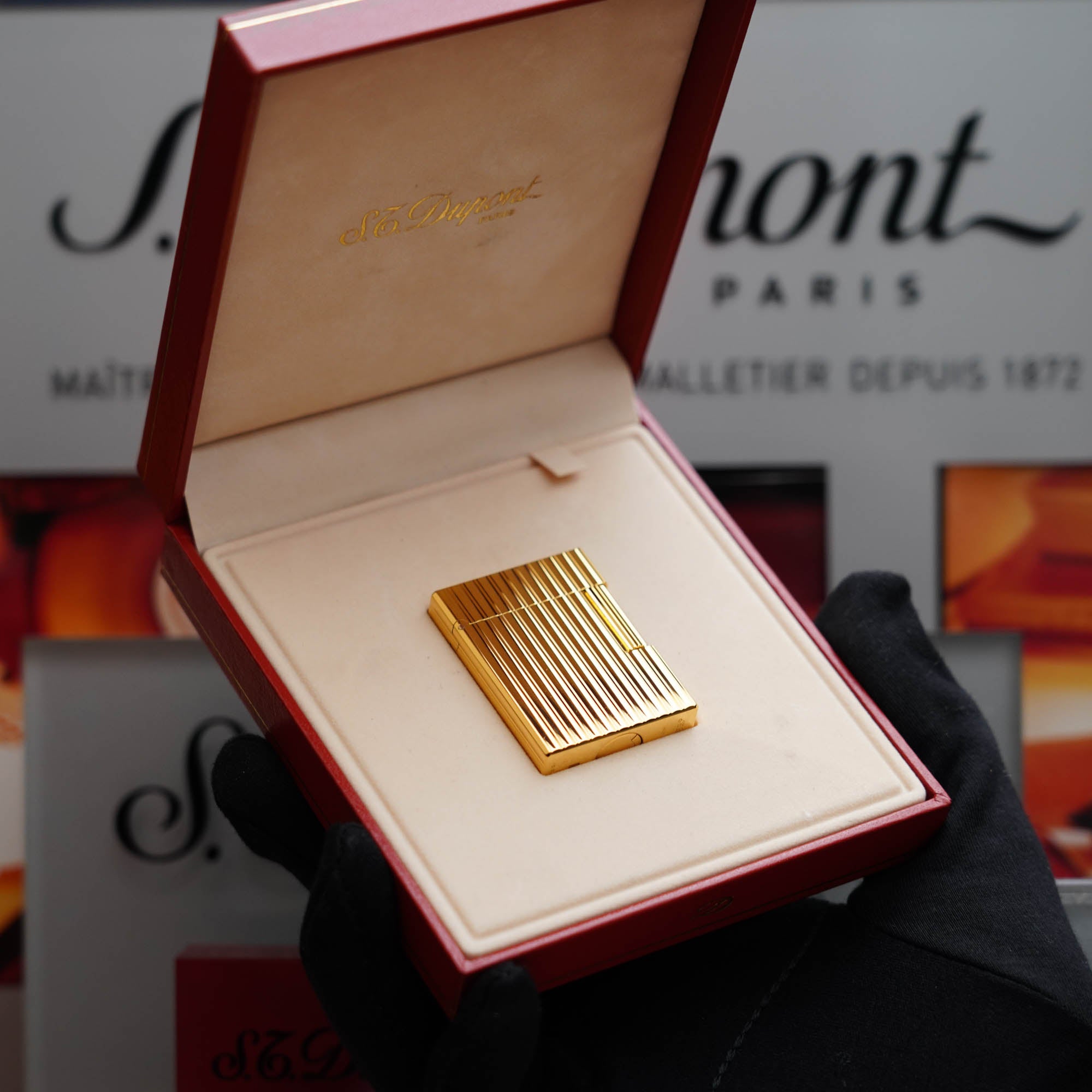 Vintage 1980 S.T. Dupont 24k Gold Finish Vertical Line Ligne 1 Short Lighter