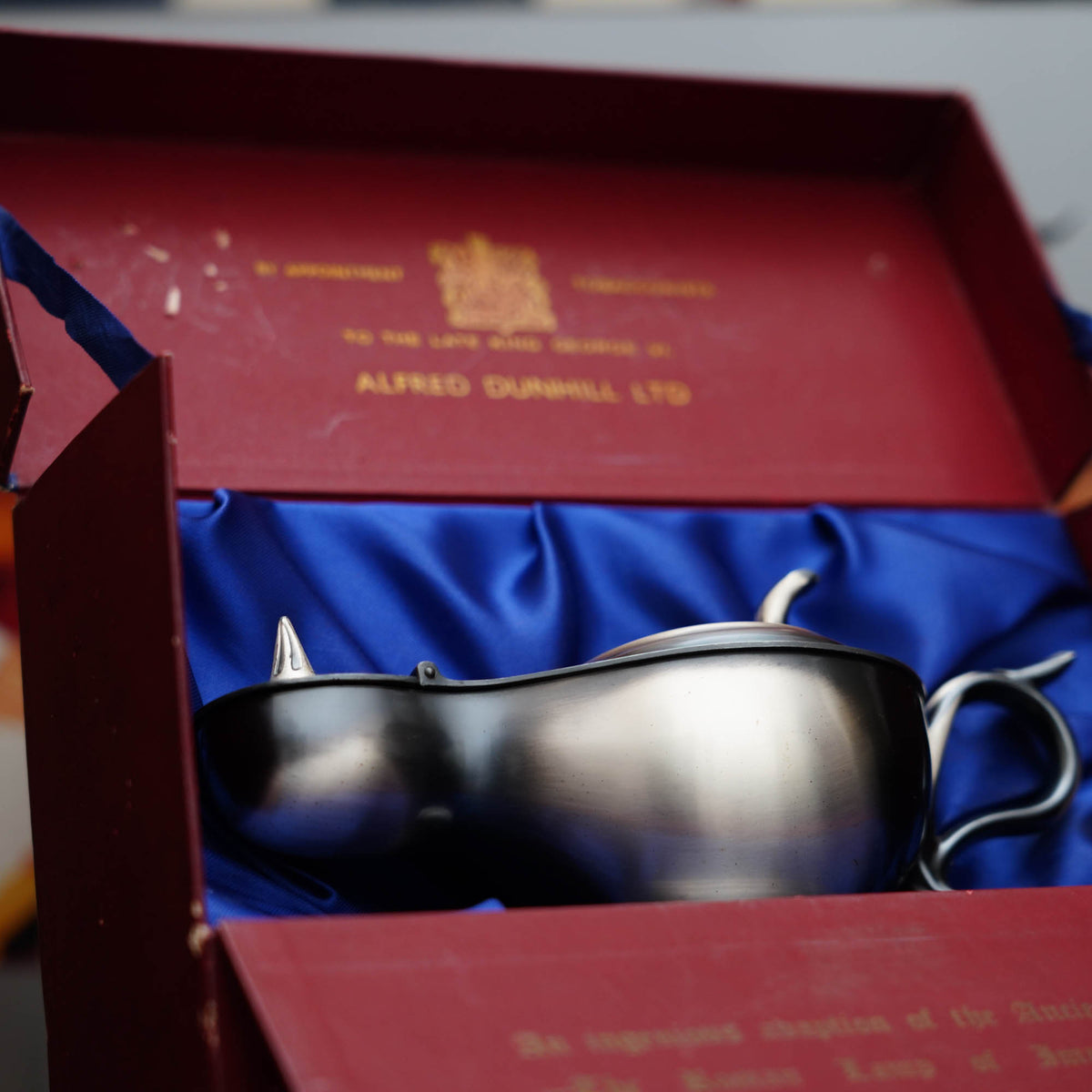 Vintage 1940 Dunhill Aladdin’s Lamp Oxidized Silver Pattern Table Lighter