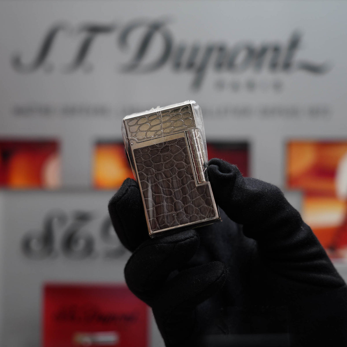 Vintage 1990 St Dupont Limited Extremely Rare True Aligator Havane and Palladium Ligne 2 Lighter Sealed