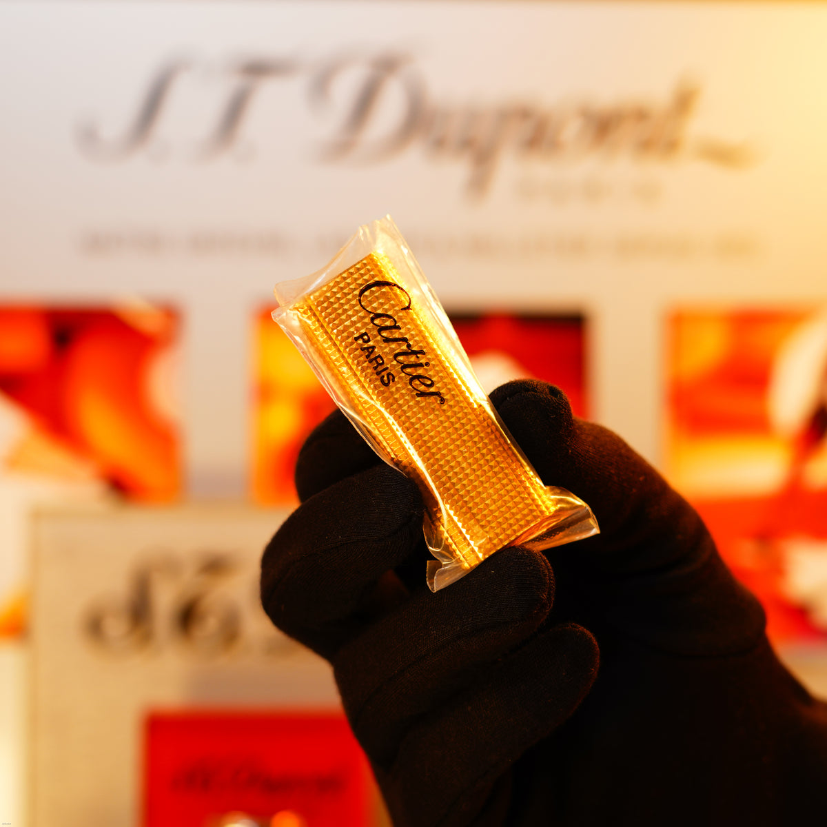 Vintage 1980 Cartier Lighter – Heavy 24K Gold Finish “Modern Diamond Pattern”, Rare Full Set with Box & Papers