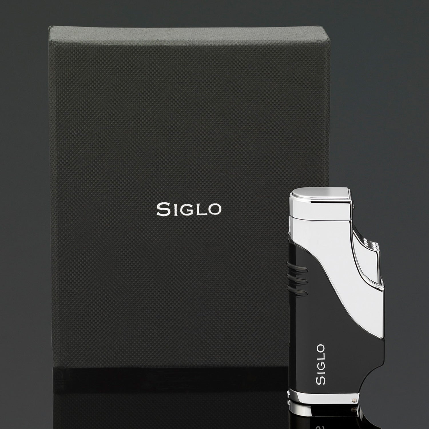 Siglo Triple Flame Shiny Black Chrome Lighter
