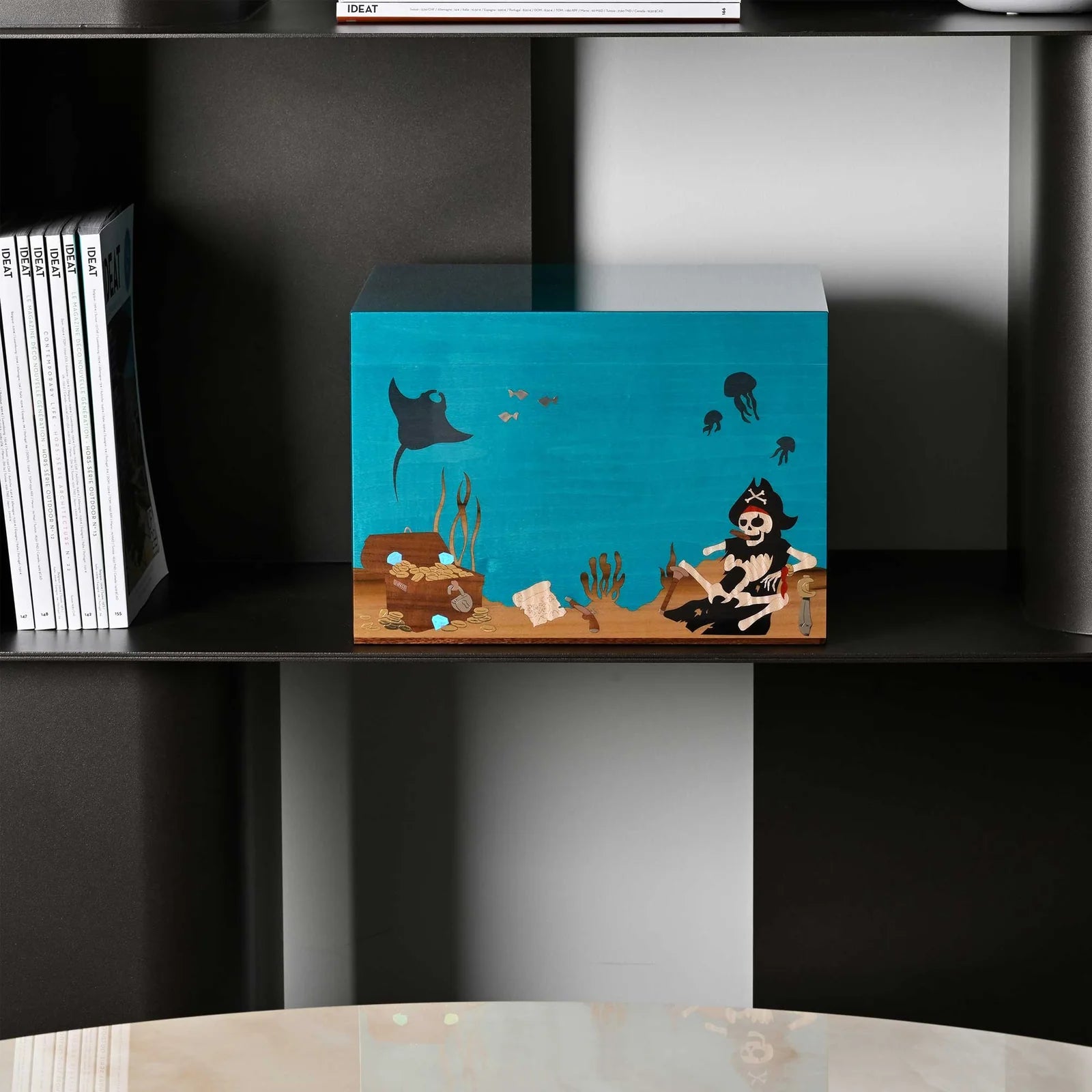 Elie Bleu Aquarium Limited Edition Humidor (110 Cigars)