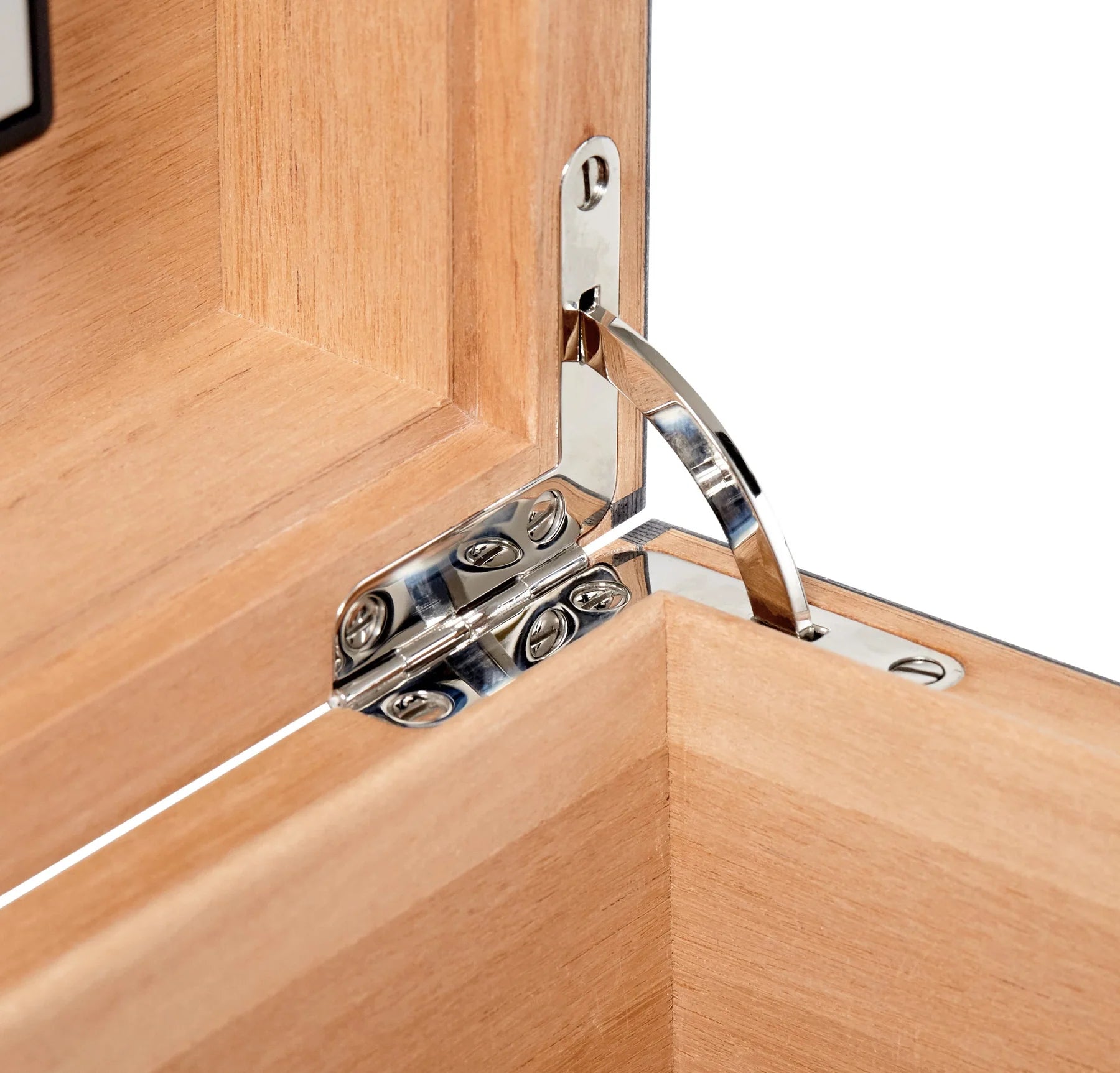 Elie Bleu Aquarium Limited Edition Humidor (110 Cigars)