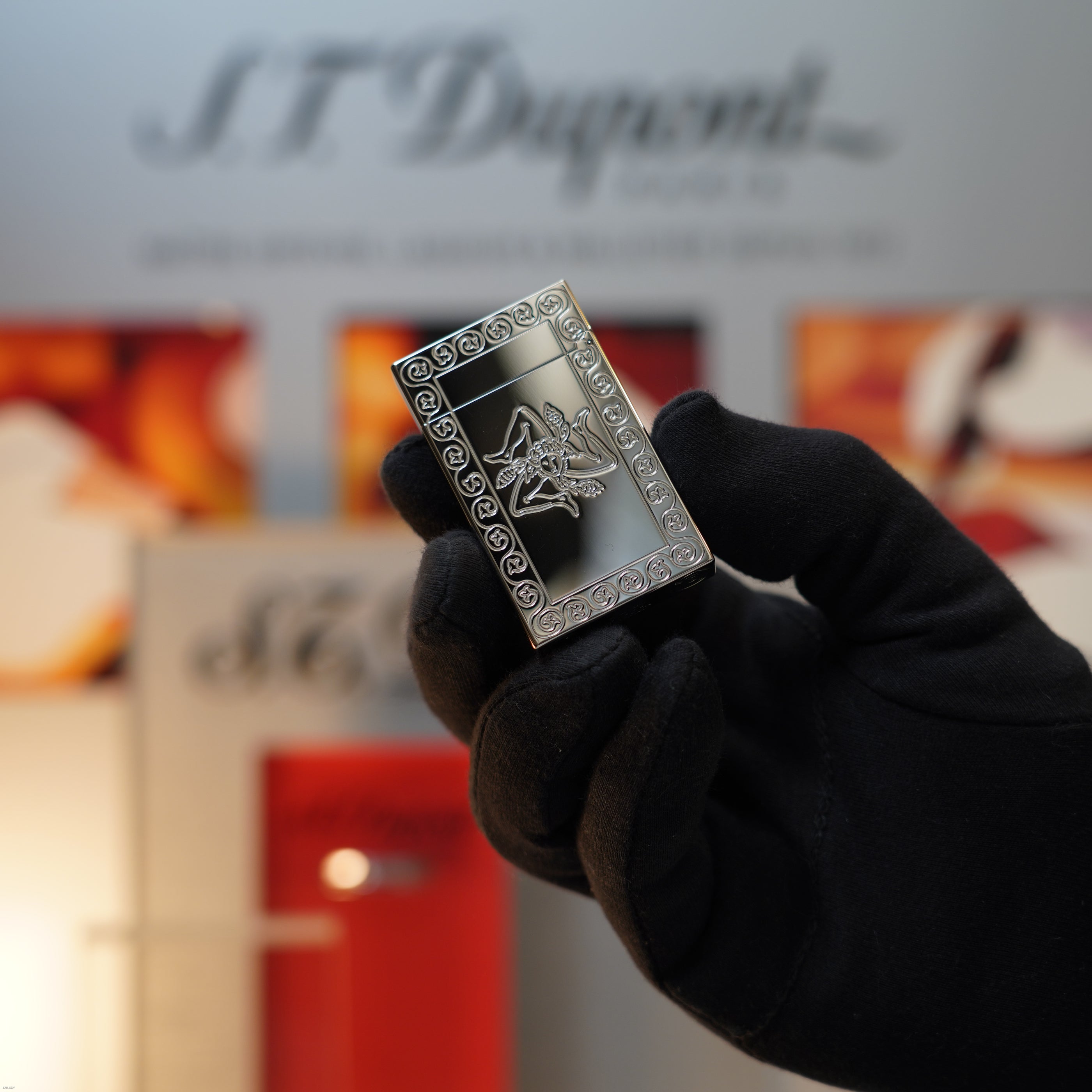Vintage 2005 S.T. Dupont Trinacria Sicilian Mosaic Ceramic Floral Arabeque Limited to 295 Palladium Large Ligne 2 Lighter No.221/295 Clink Sound
