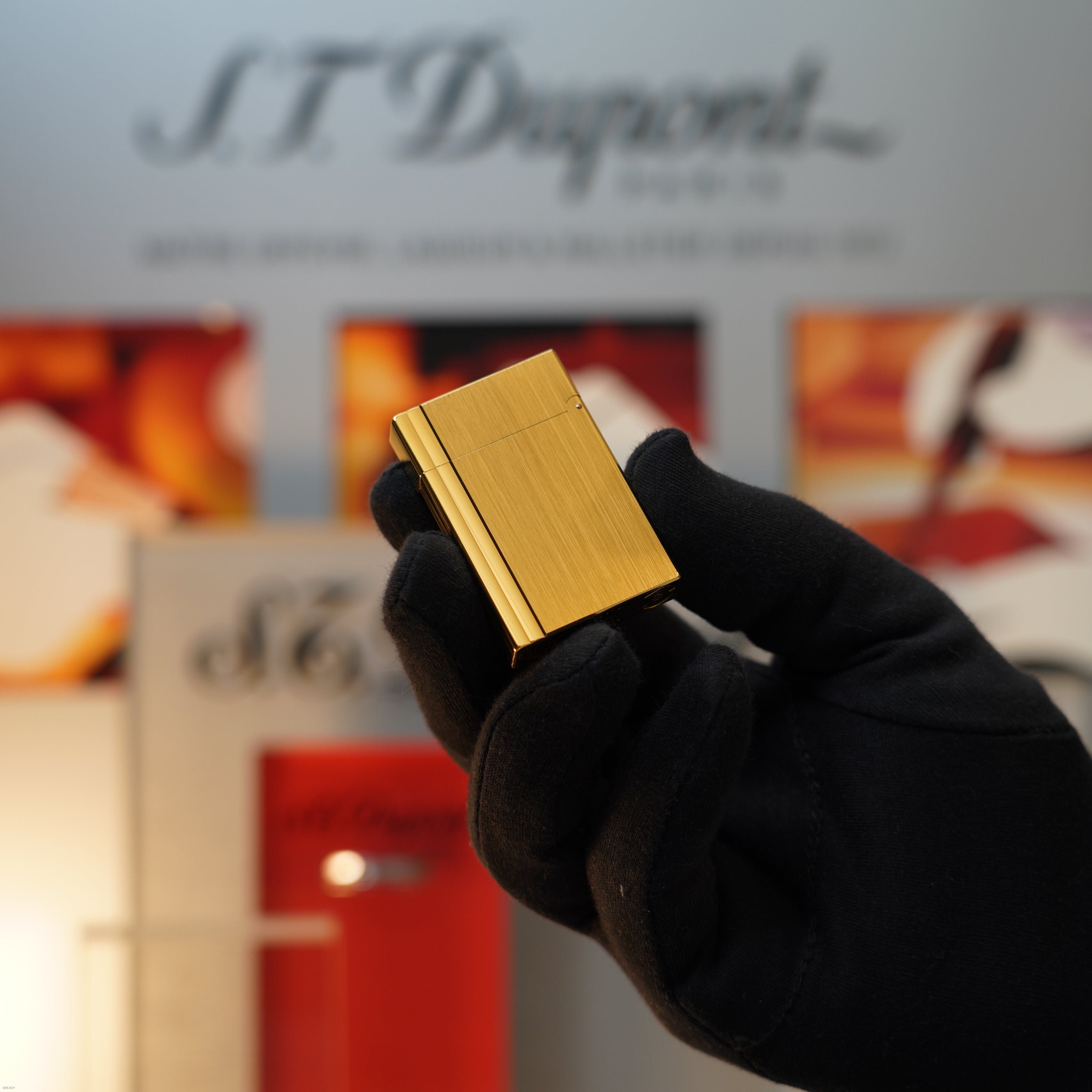 Vintage 1989 S.T. Dupont Gatsby Gold Brushed Heavy 24k Gold Finish Ligne 2 Lighter Clink Sound