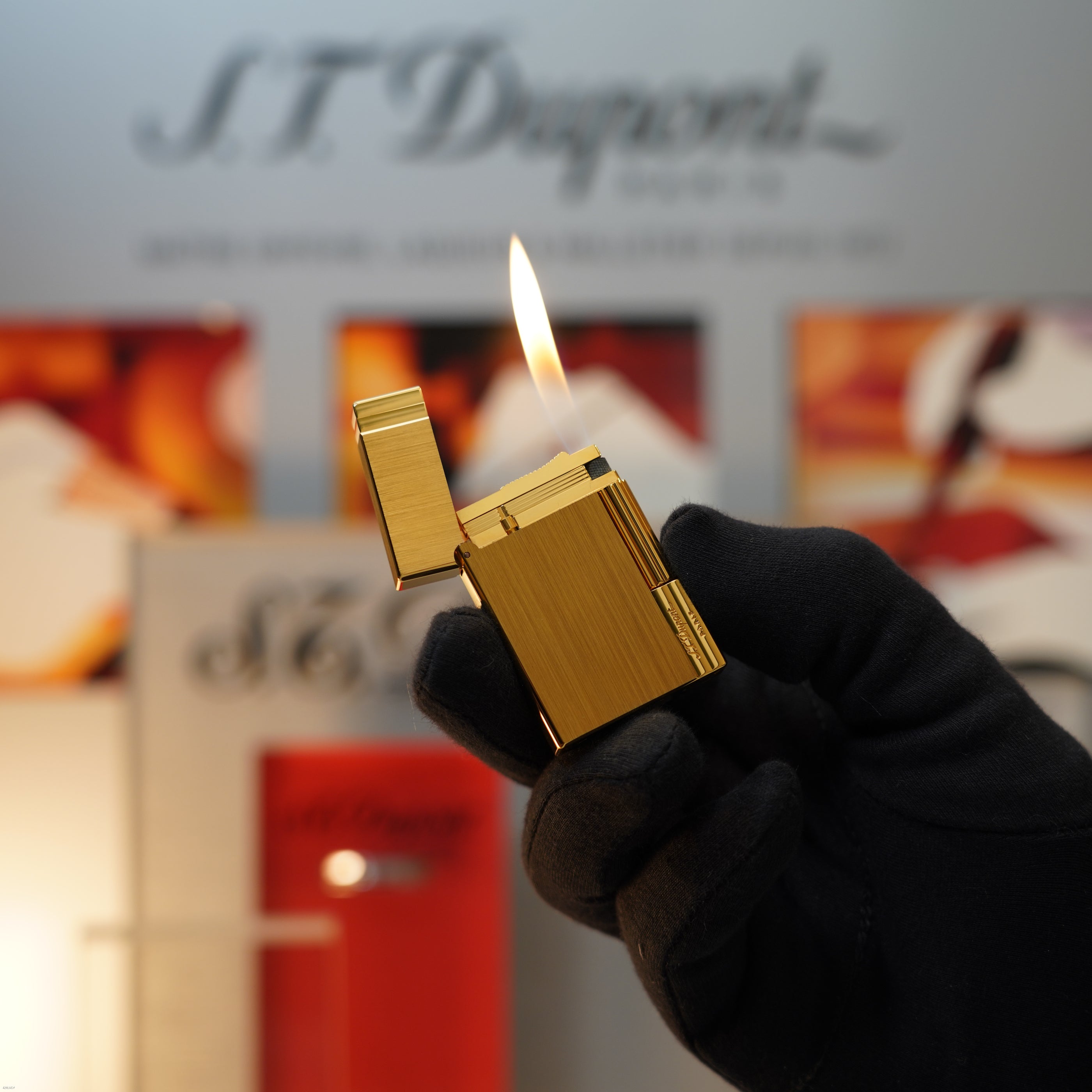 Vintage 1989 S.T. Dupont Gatsby Gold Brushed Heavy 24k Gold Finish Ligne 2 Lighter Clink Sound