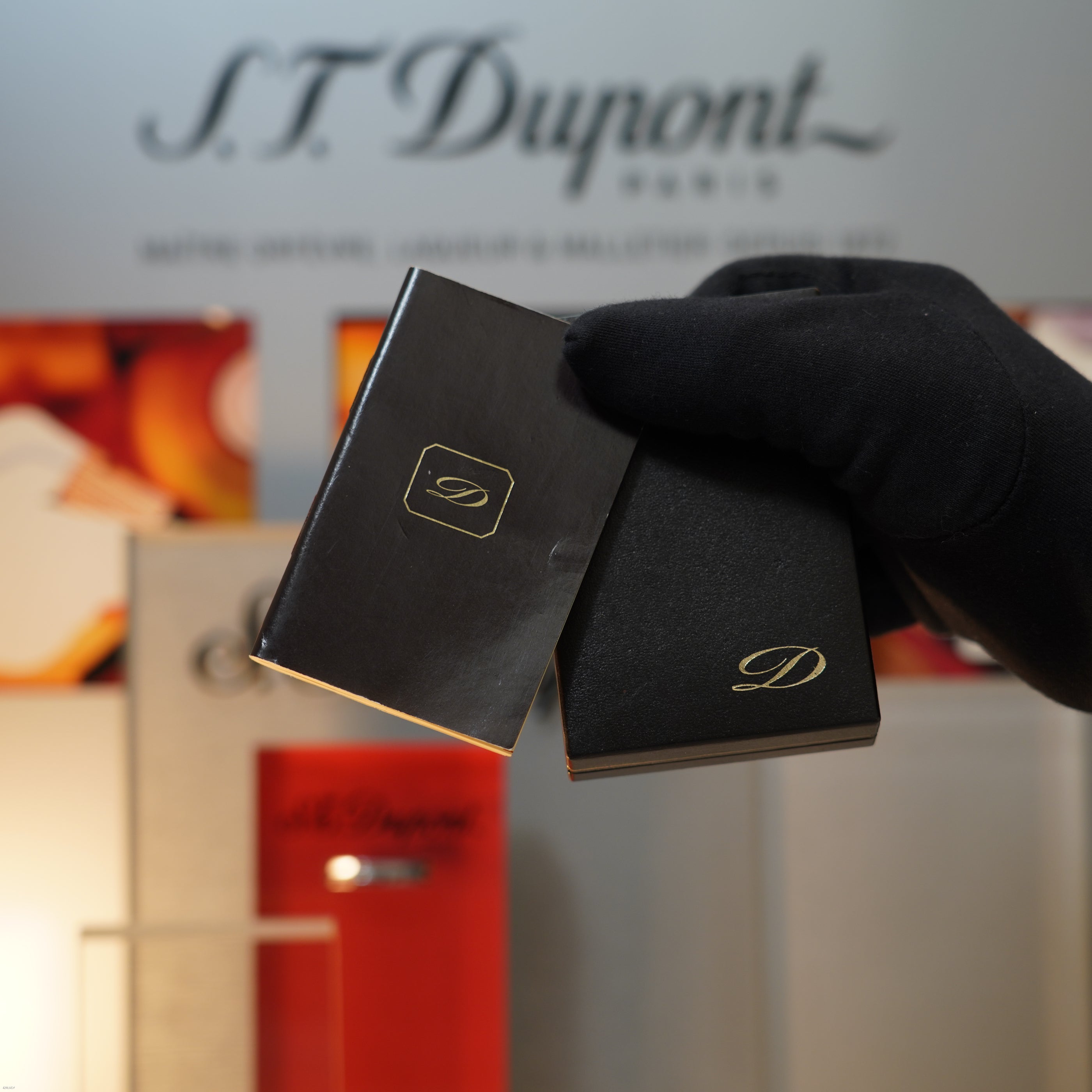 Vintage 1989 S.T. Dupont Gatsby Gold Brushed Heavy 24k Gold Finish Ligne 2 Lighter Clink Sound