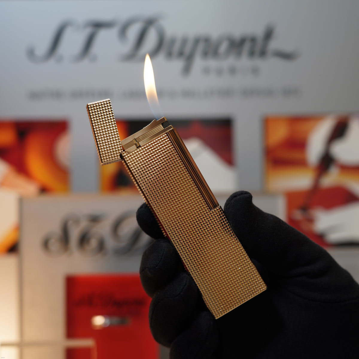 Vintage November 1978 S.T. Dupont Rare Large Table Lighter Heavy 24k Gold Diamond Pattern Ligne 2 Clink Sound