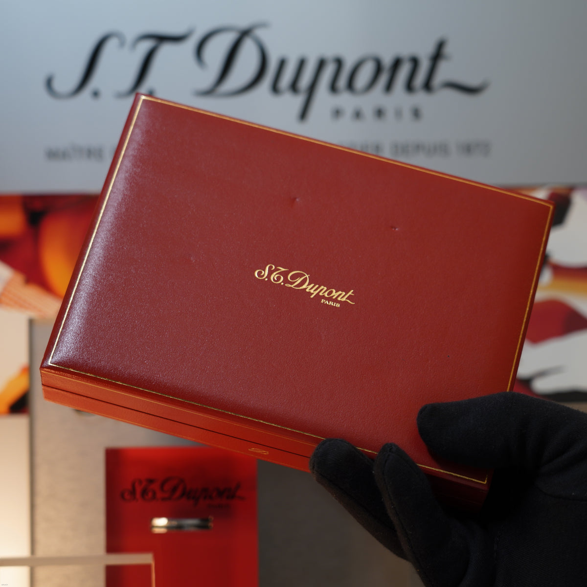 Vintage May 1993 S.T. Dupont Large Table Lighter Heavy 24k Gold Black Lacquer Diamond Pattern Ligne 2