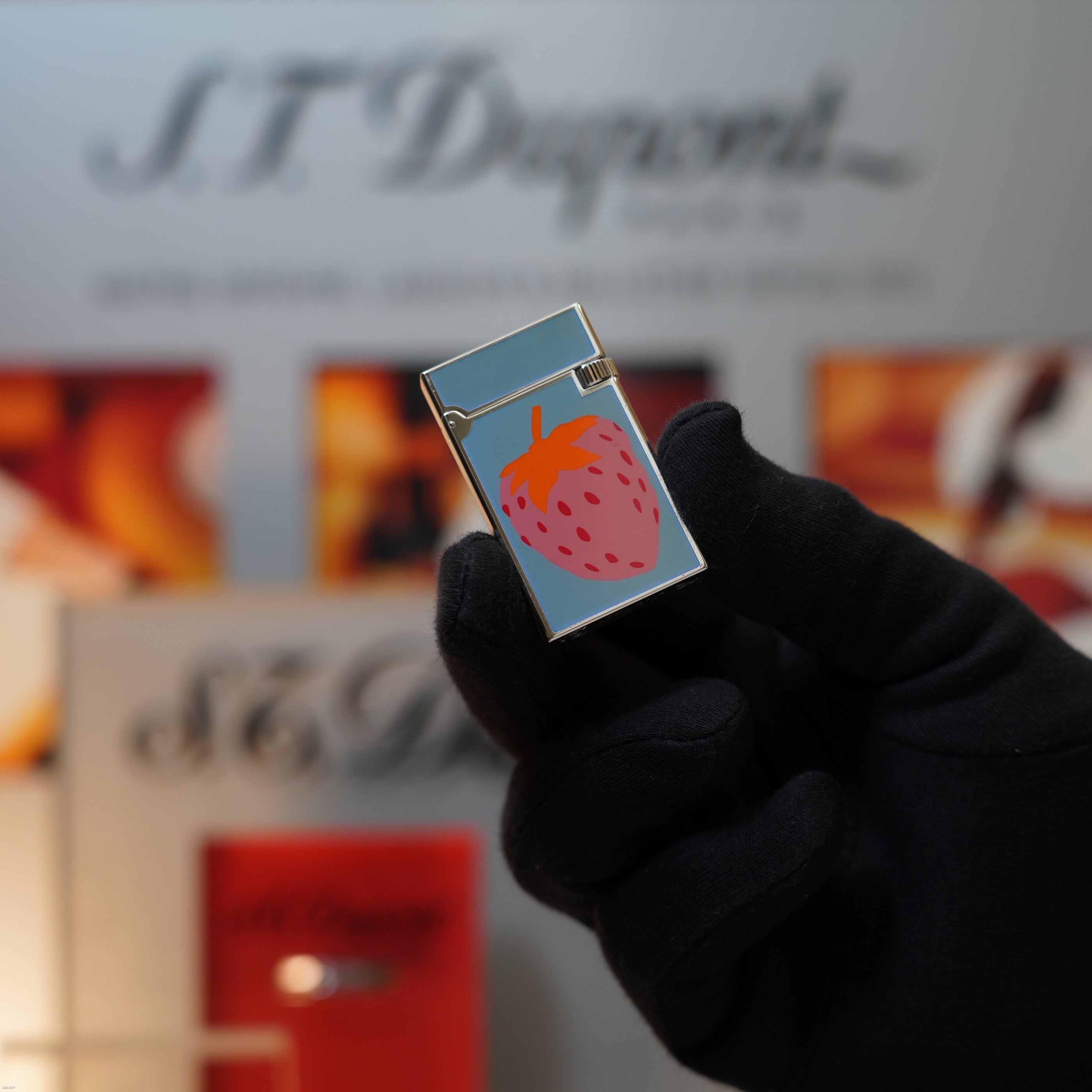 Vintage March 1996 S.T. Dupont “Fantasia” Limited Edition Heavy Platinum Pop Art Rare Strawberry Natural Lacquer Lighter