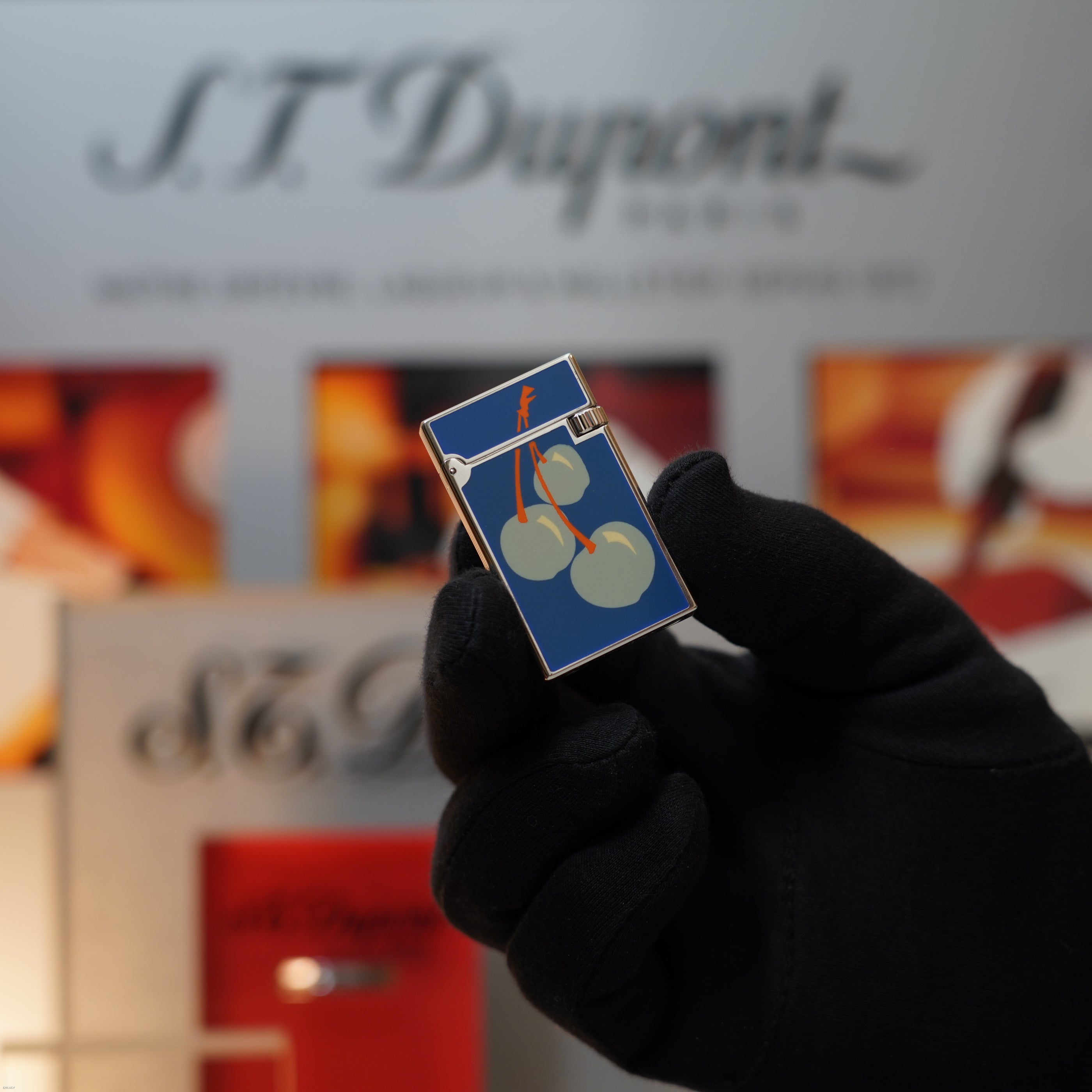 Vintage March 1996 S.T. Dupont “Fantasia” Limited Edition Heavy Platinum Pop Art Rare Cherry Blue Natural Lacquer Lighter