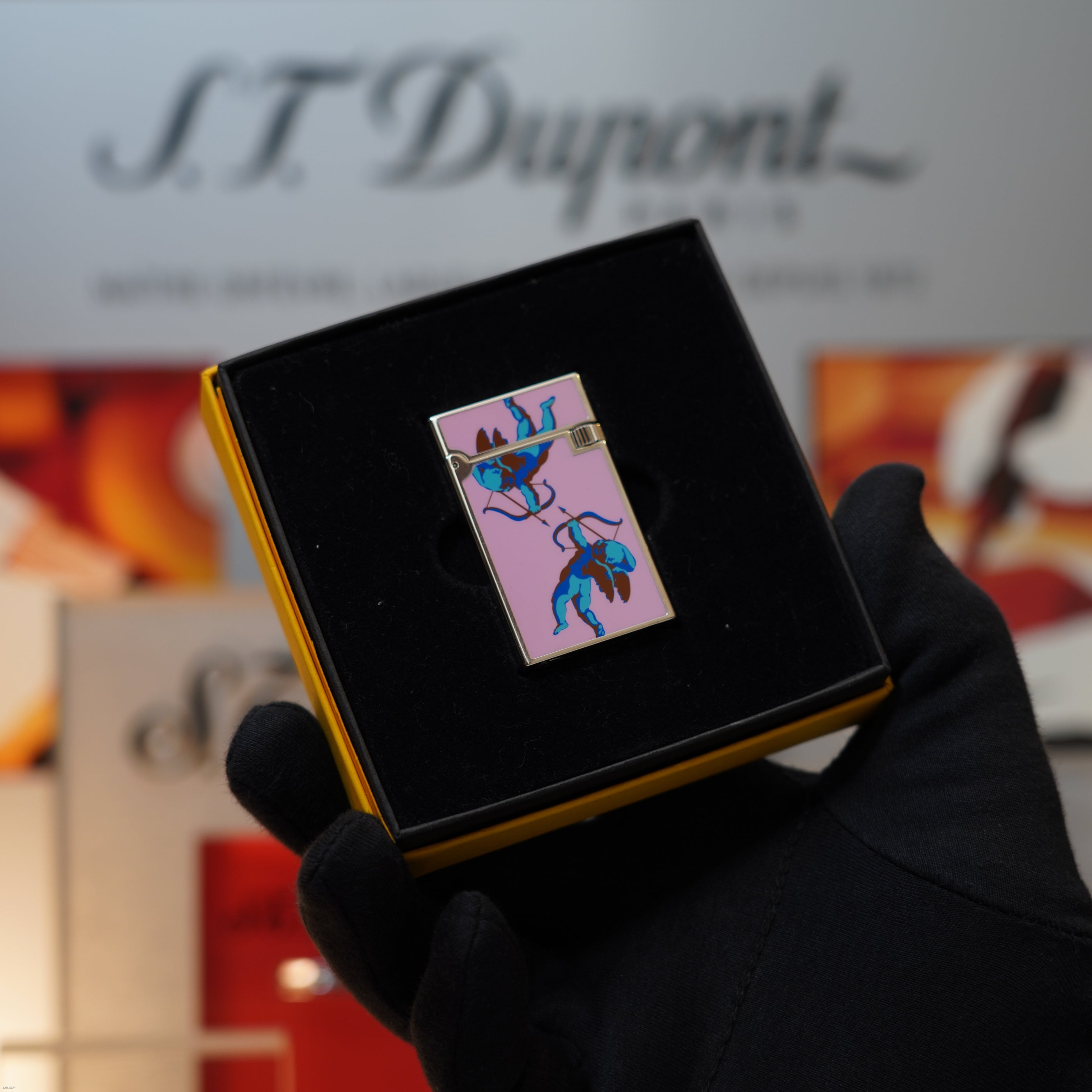 Vintage March 1996 S.T. Dupont “Fantasia” Limited Edition Heavy Platinum Rare Cupid (Roman Eros) Mythological Motif – Hand-Applied Natural Lacquer Panel Lighter