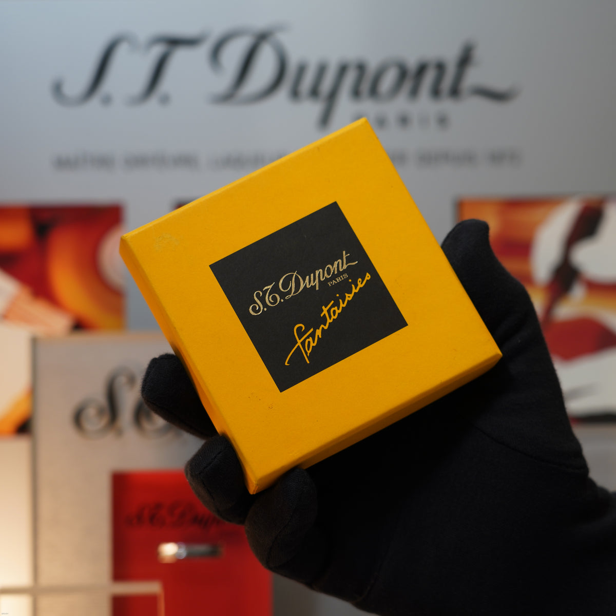 Vintage March 1996 S.T. Dupont “Fantasia” Limited Edition Heavy 24k Gold Bauhaus Geometry Architectural Letterform Natural Lacquer Lighter