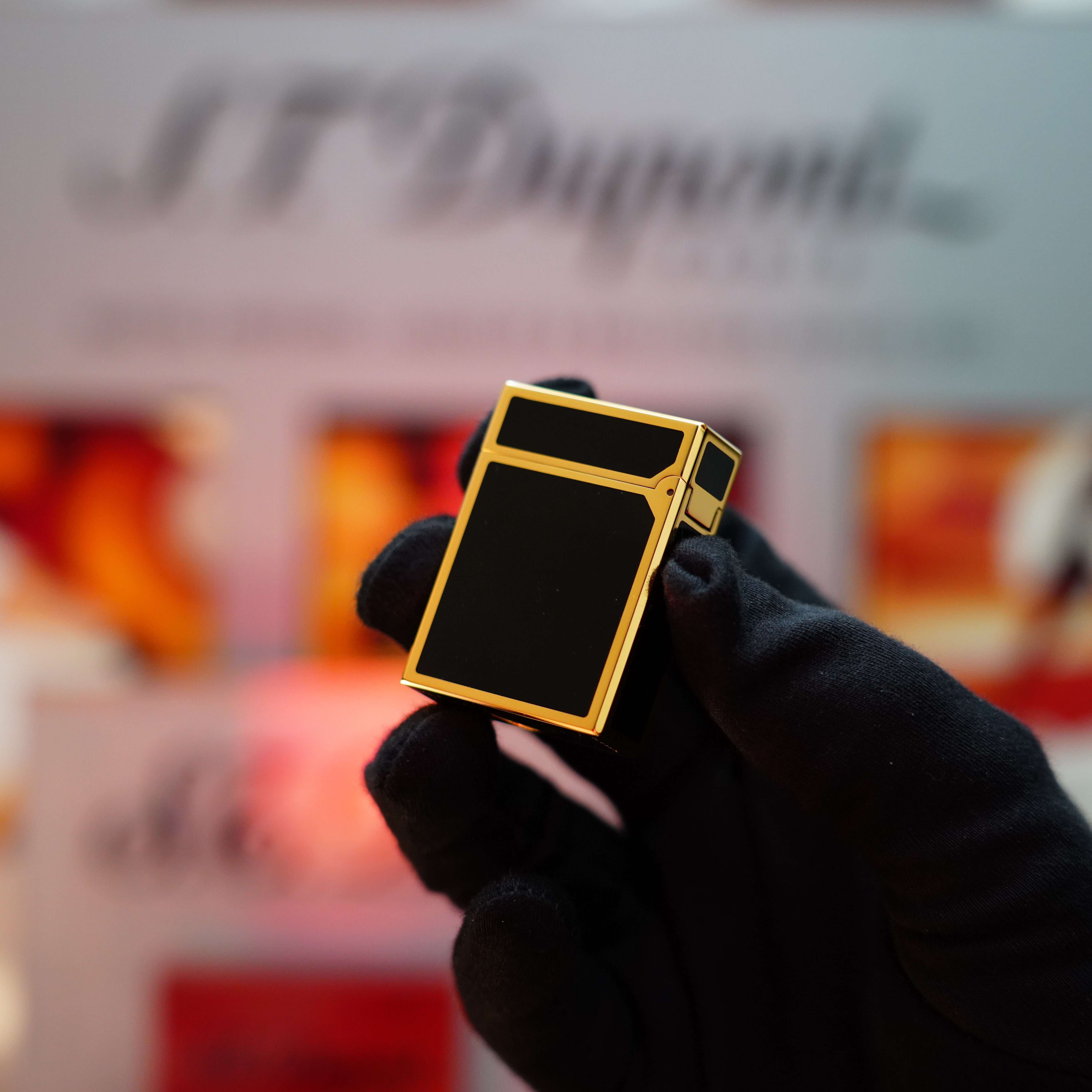 Vintage 1990 S.T. Dupont Noire Heavy 24k Gold Matte Black Lacquer