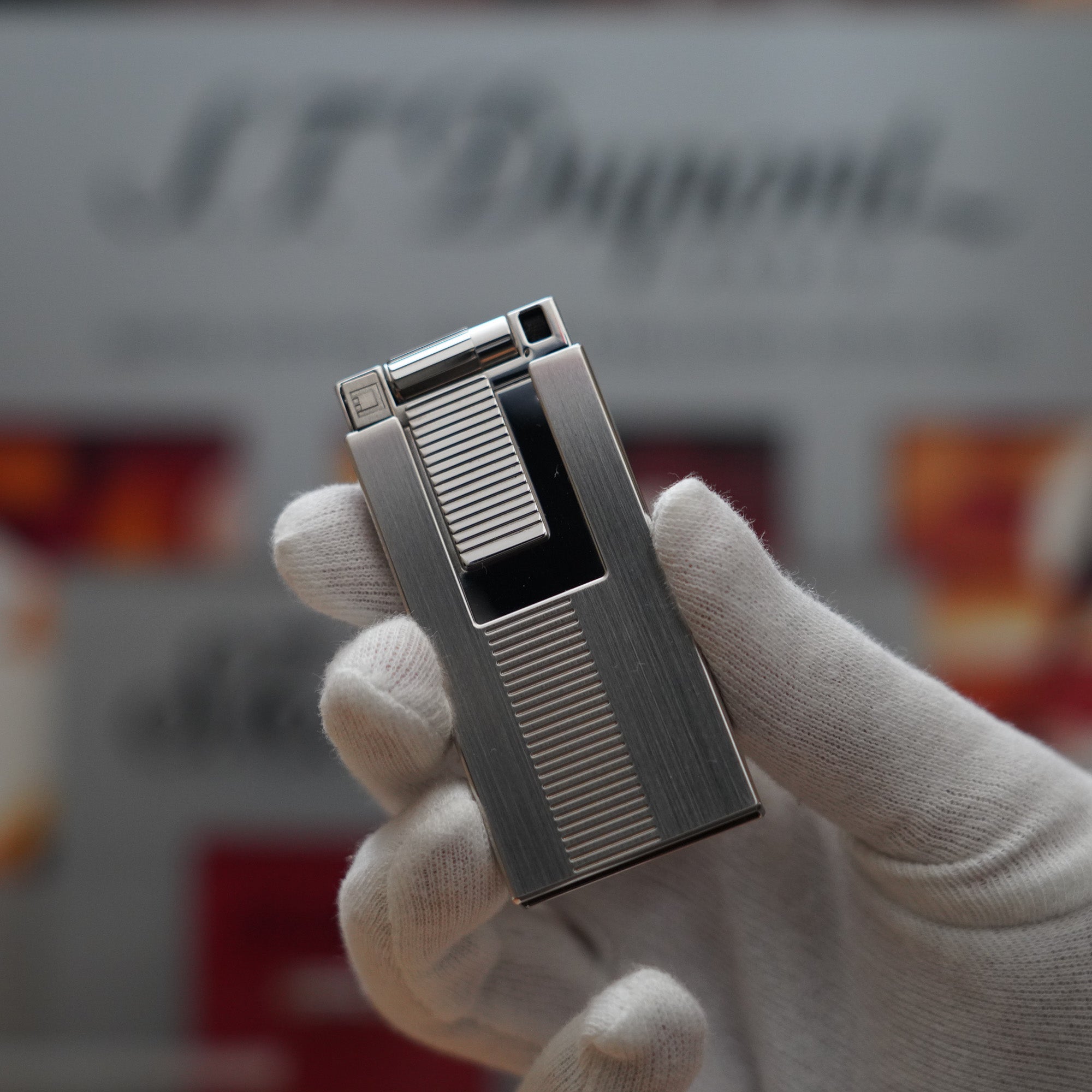 A vintage S.T. Dupont Palladium Décor High Tech 2000s lighter.