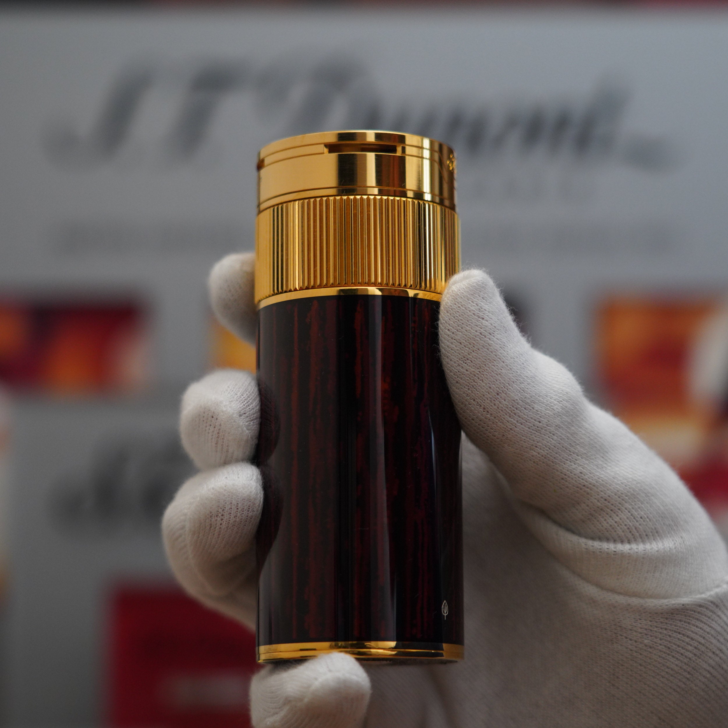 Vintage 1980 S.T. Dupont 18k Masterpiece Unique Cylinder Gold Plated Macassar Lacquer Dual Flame Table Lighter.