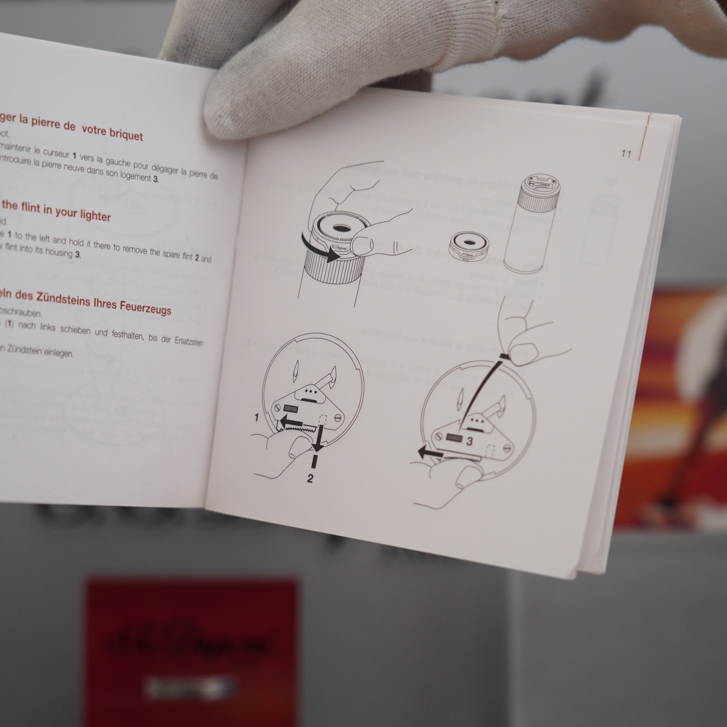 Vintage 1980 S.T. Dupont 18k Masterpiece Unique Cylinder Gold Plated Macassar Lacquer Dual Flame Table Lighter