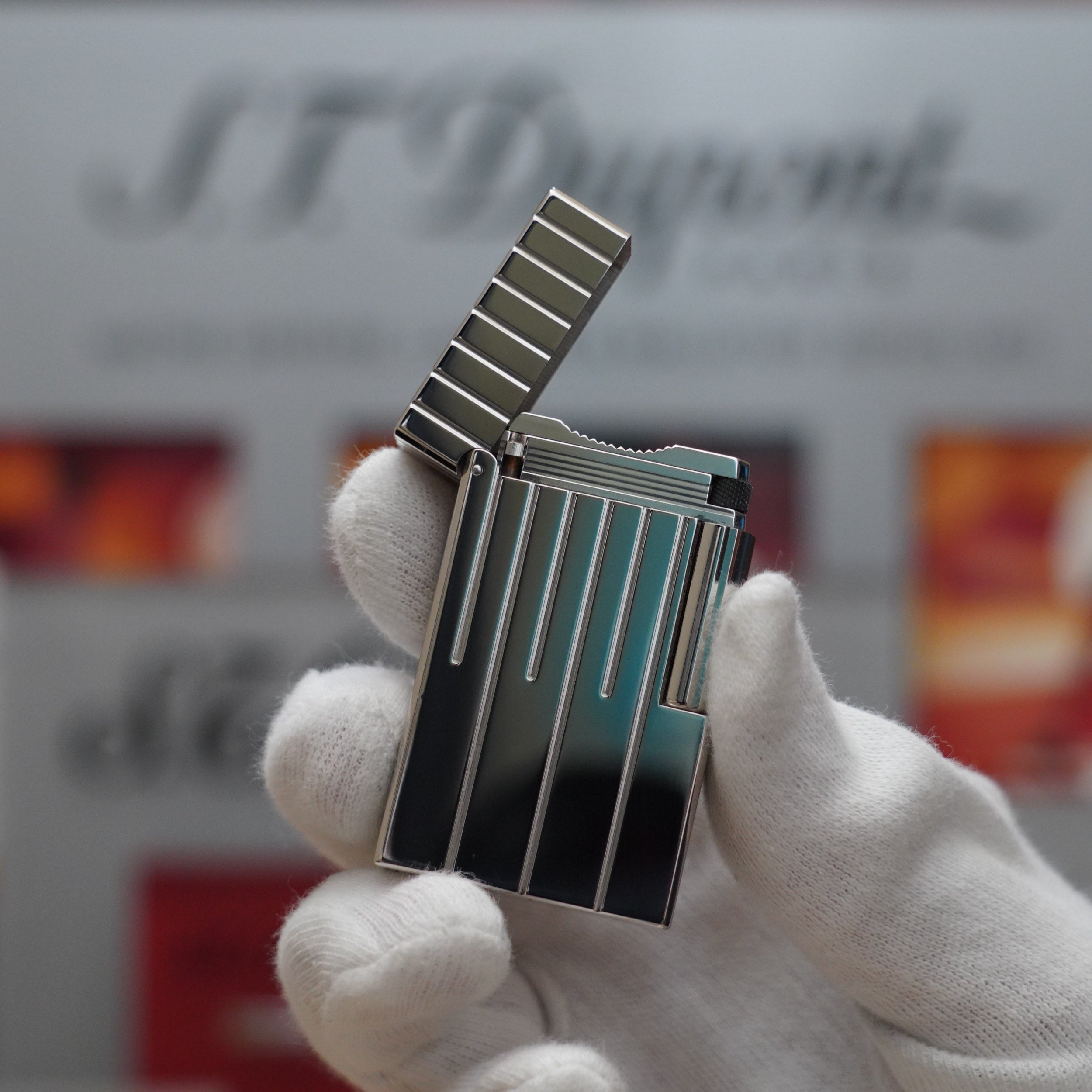 Vintage S.T. Dupont Limited Grand Master Perspective 2000 Palladium Plated Lighter