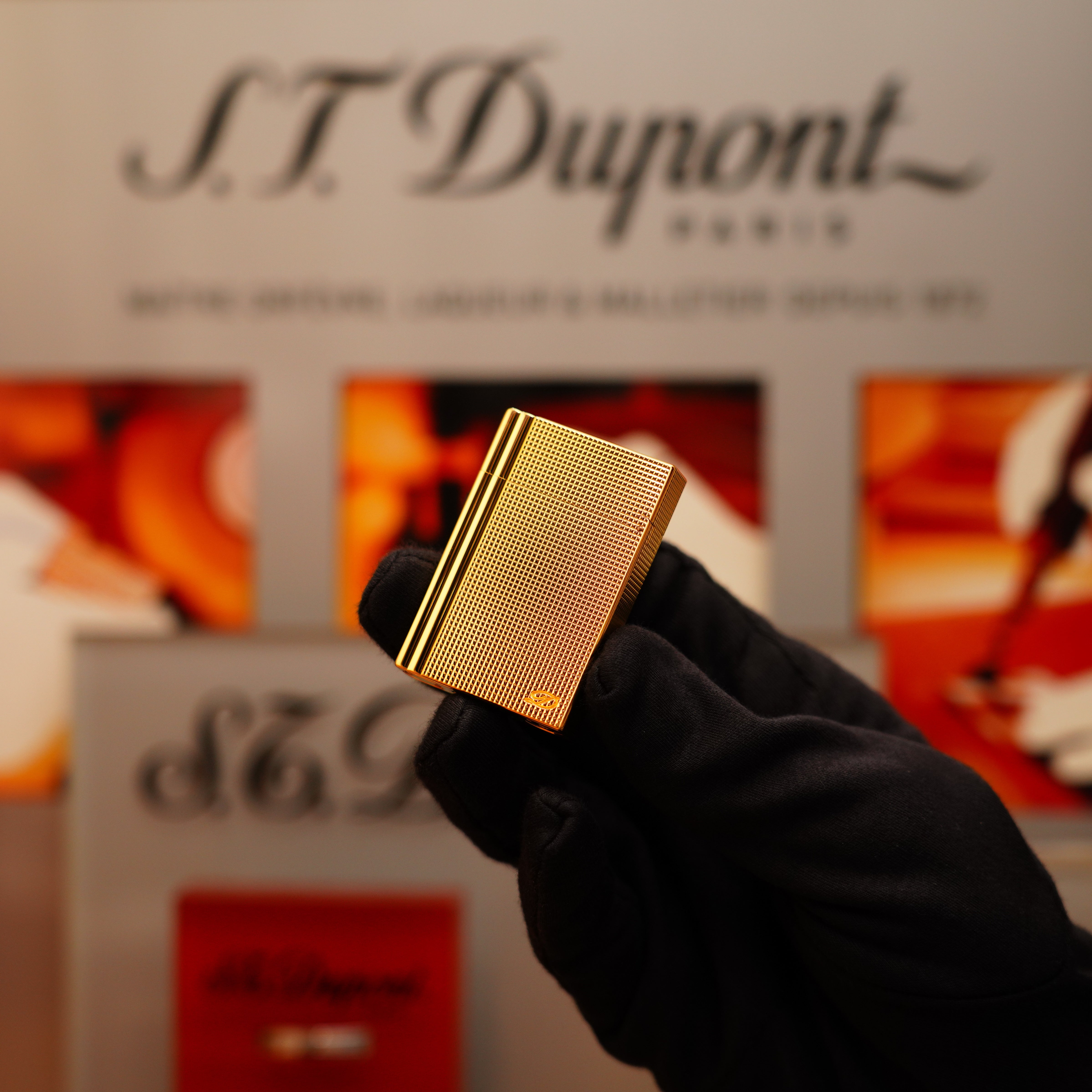 Vintage 2002 S.T. Dupont Rare Heavy 24k Gold Finish Gatsby