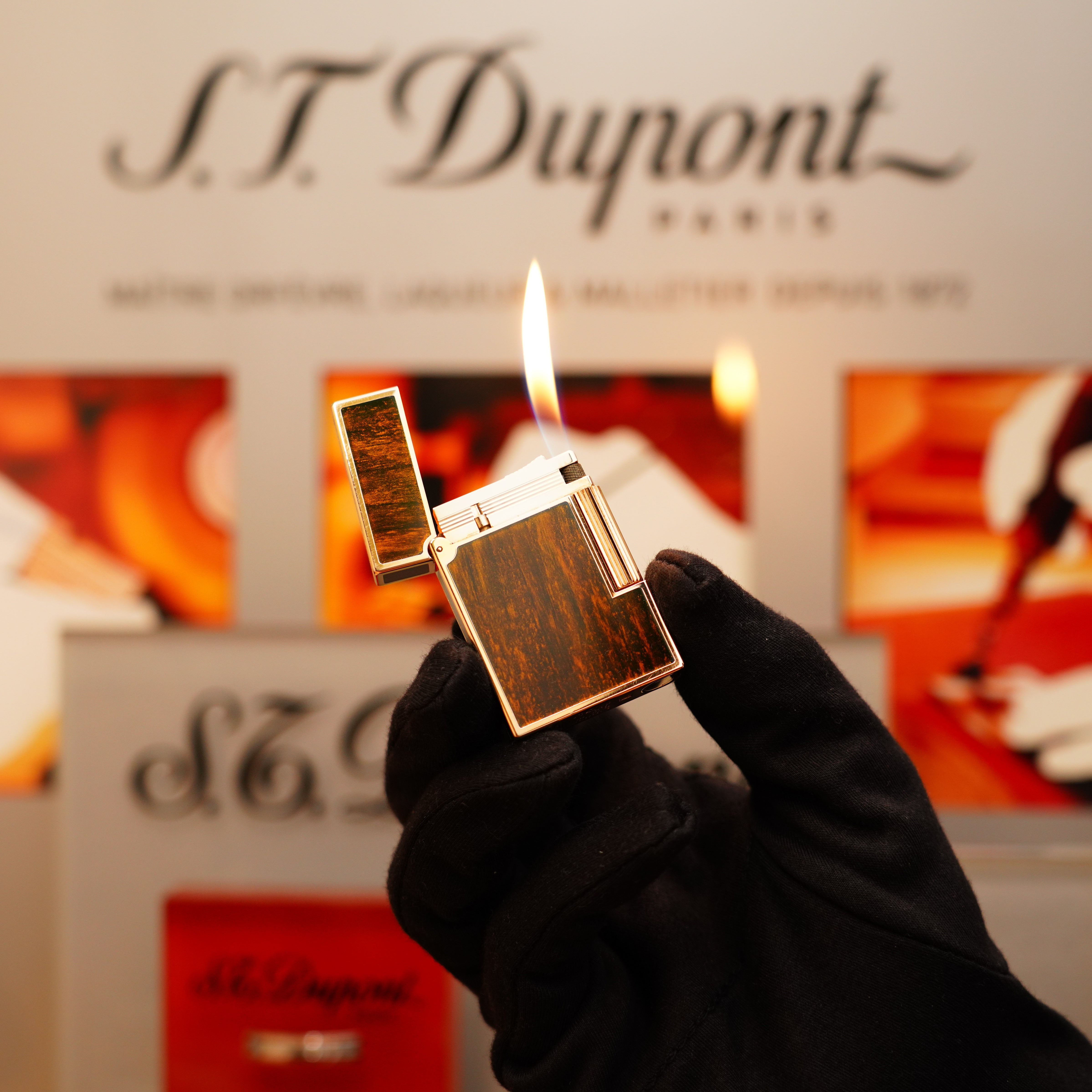 Vintage 1970 St Dupont 24k Heavy Gold Finish Real Wood Medium