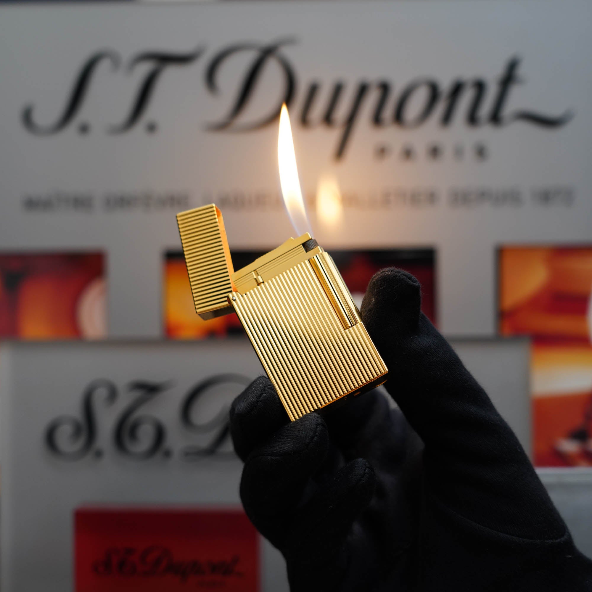 Vintage 1980 St Dupont Montparnasse Heavy 24k Gold Finish ''Vertical Line'' Ligne 2 Lighter