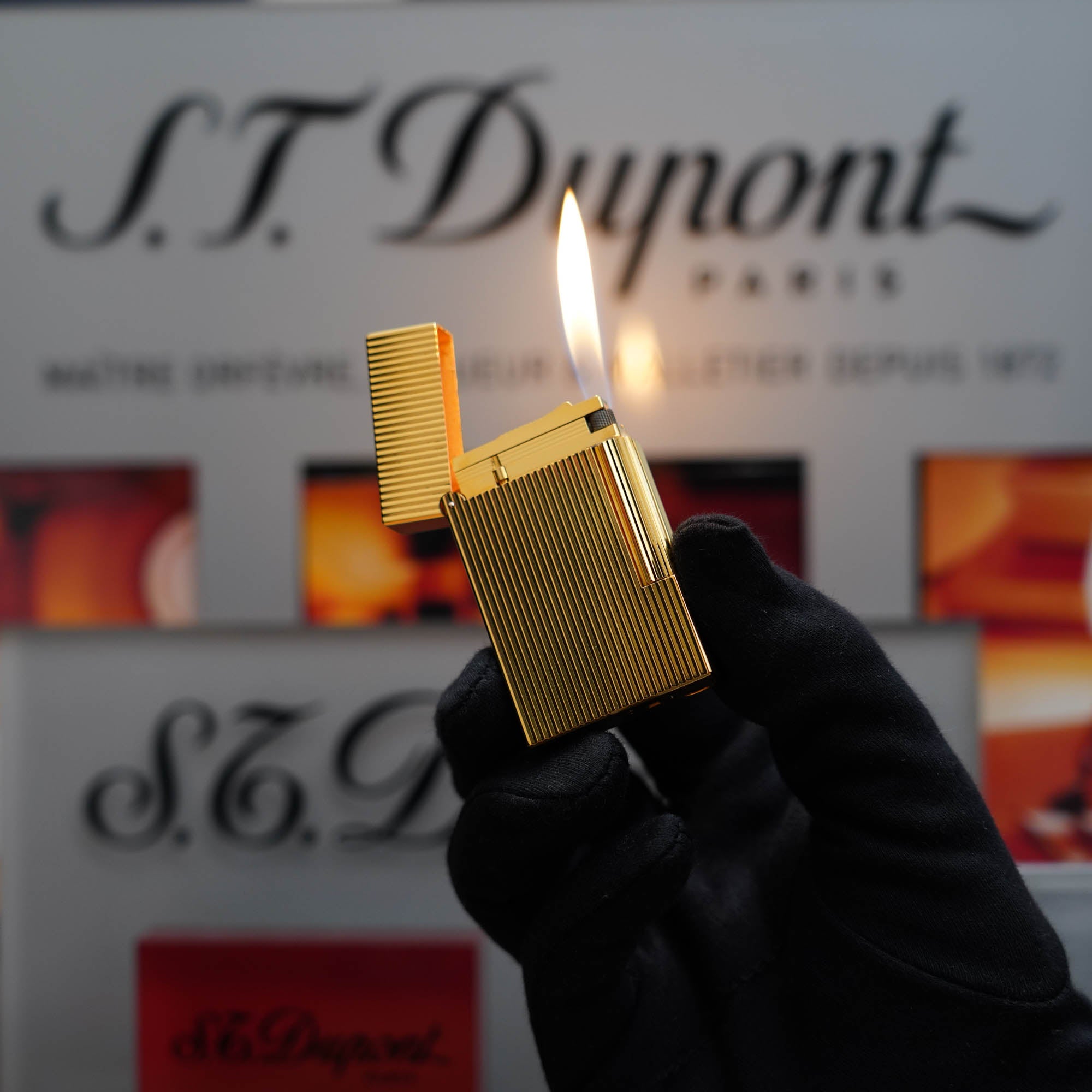 Vintage 1980 St Dupont Montparnasse Heavy 24k Gold Finish ''Vertical Line'' Ligne 2 Lighter