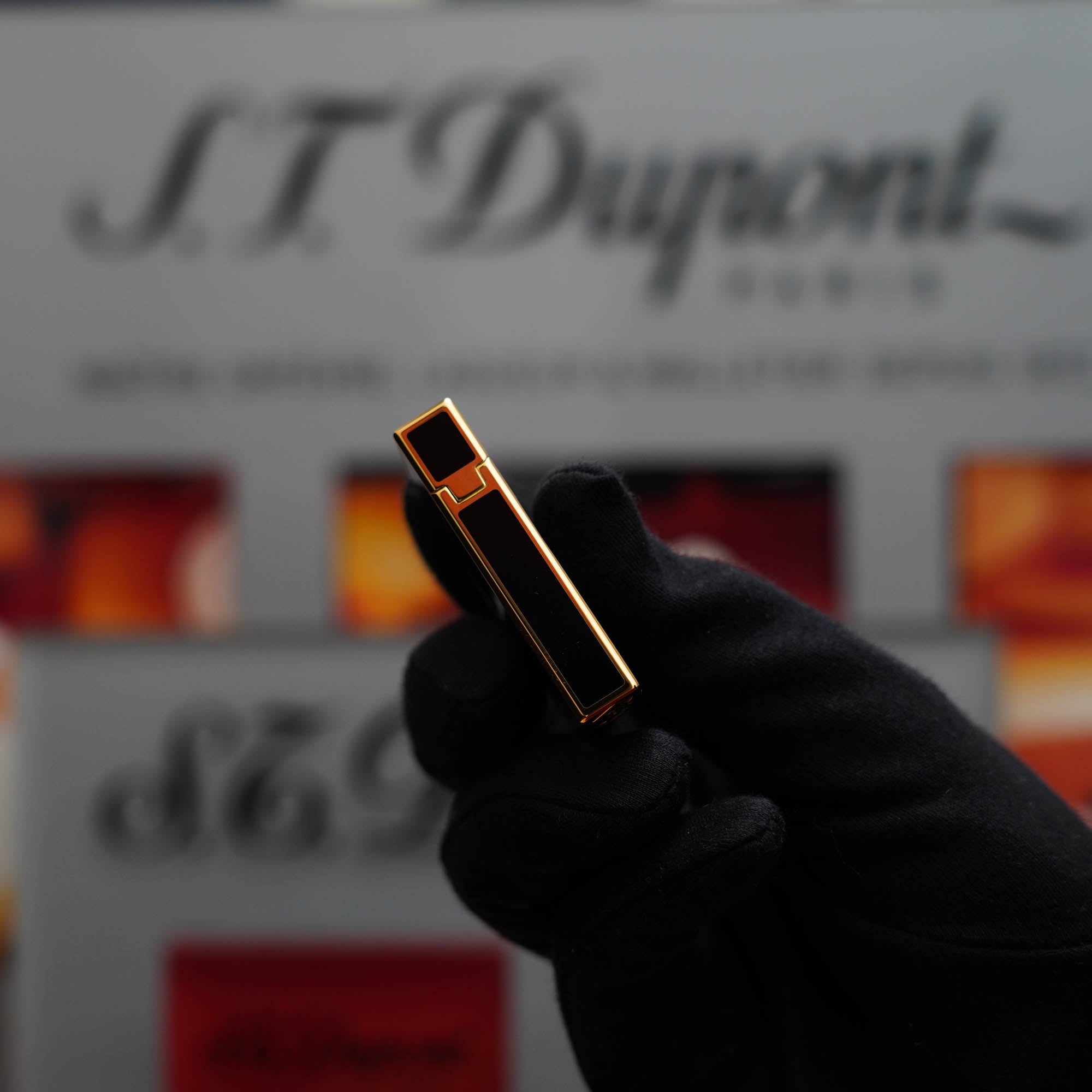 Vintage 1980 S.T. Dupont Gatsby Heavy 24k Gold Natural Black Vintage 1980 S.T. Dupont Gatsby Heavy 24k Gold Natural Black