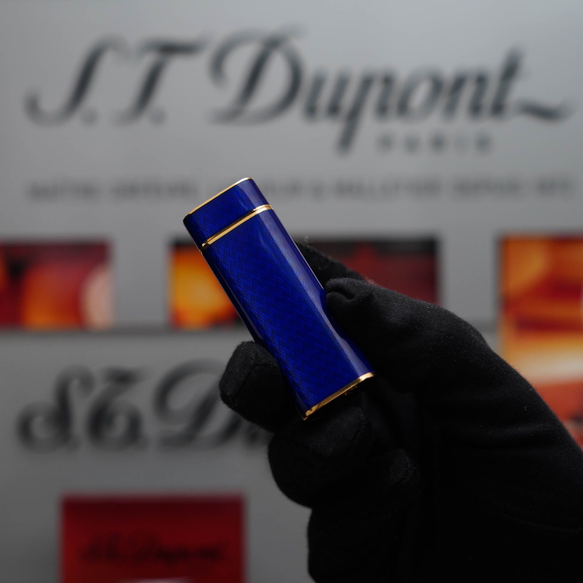 Cartier 青いキャンドル Vintage 1970 Cartier Solid 18k Gold 750 Guilloché Blue Enamel