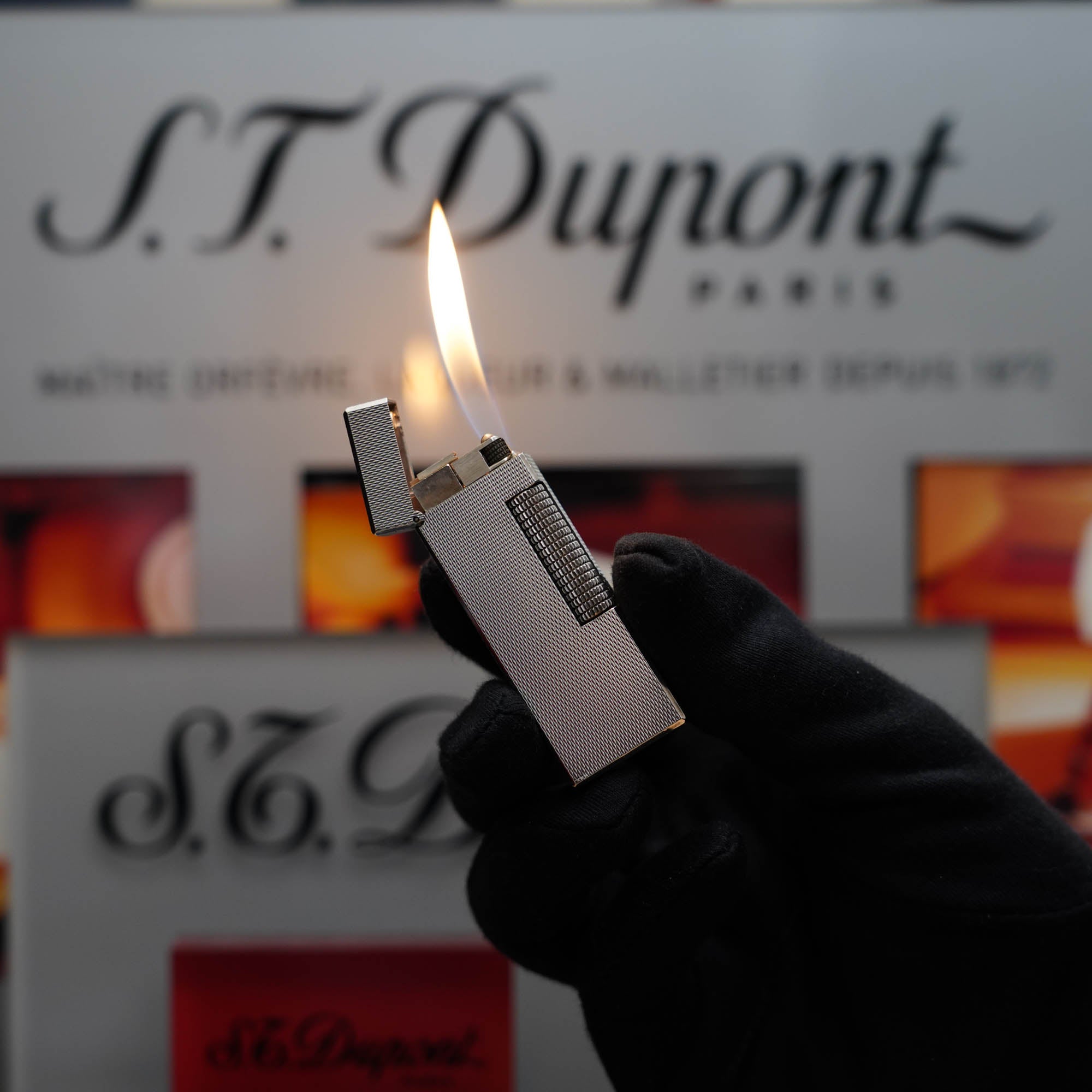 1970s cigarette lighters Vintage 1970 Dunhill Rollagas Barley Heavy Silver Finish Lighter