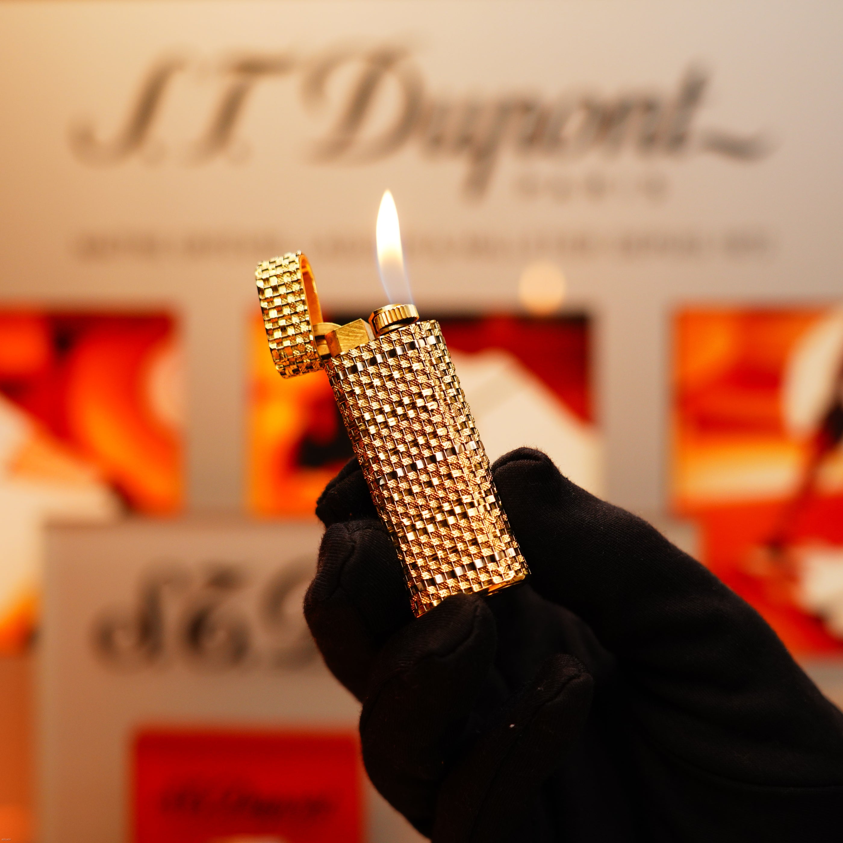 Vintage 1970 Rare Cartier Solid 18k italian Gold Basket with 750 Hallmark Lighter