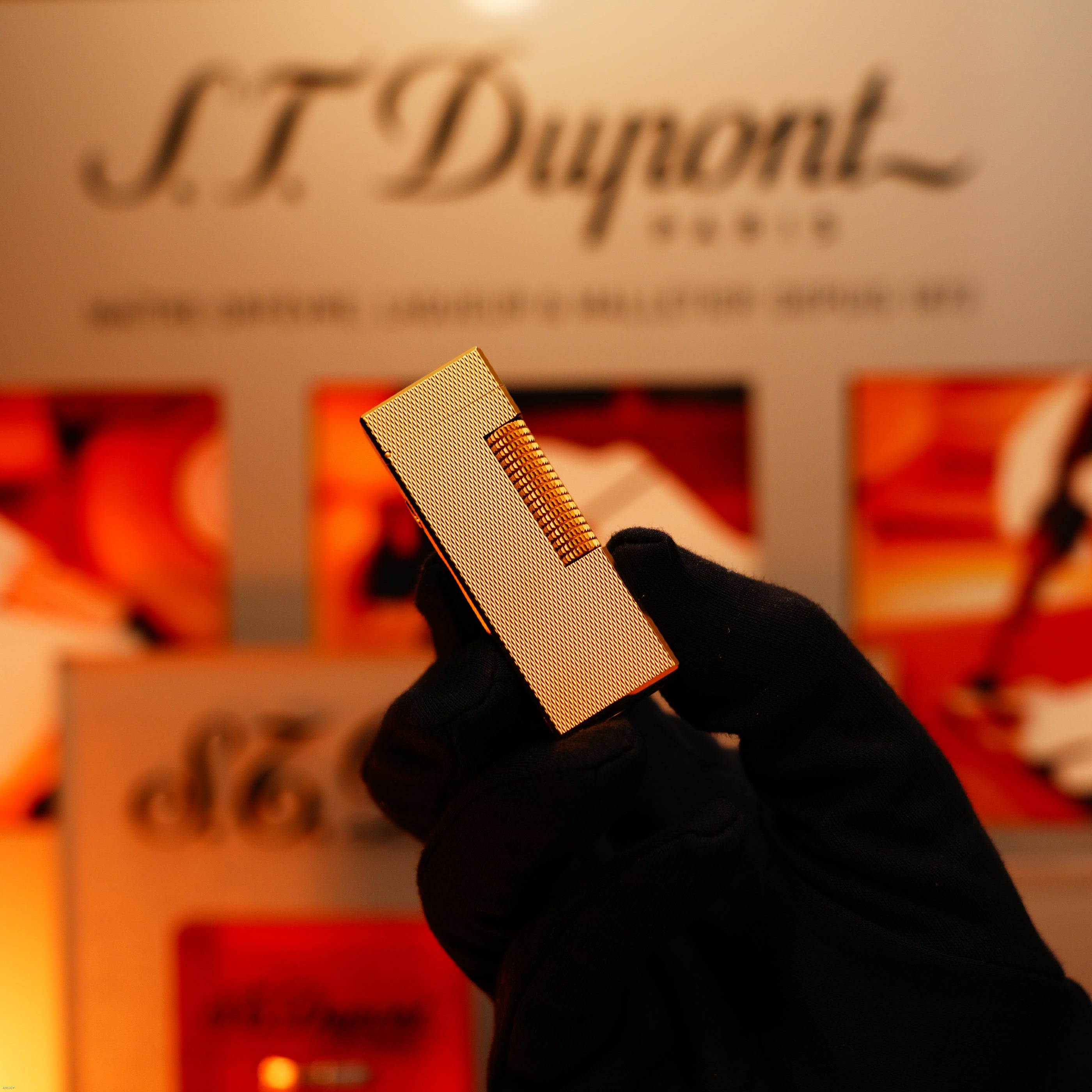 Vintage 1975 Dunhill 24k Heavy Gold Finish Barley Pattern Early Version Lighter