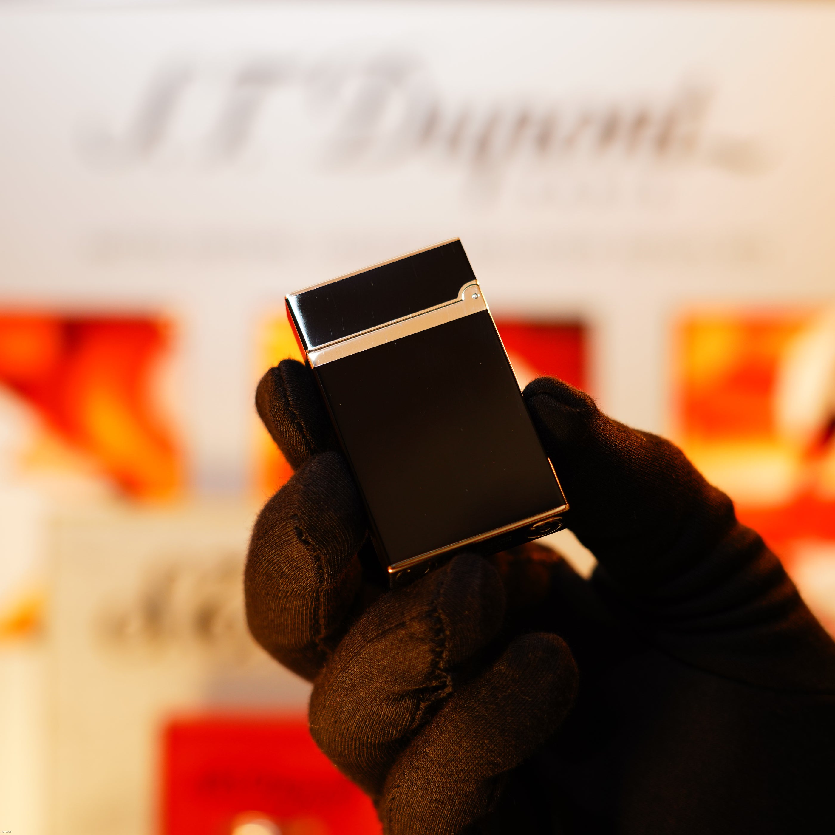 Vintage 1990 S.T. Dupont Ligne 2 Large “Natural Diamond” Limited Edition – Black Lacquer with Palladium Accents, NOS Condition, Loud Cling