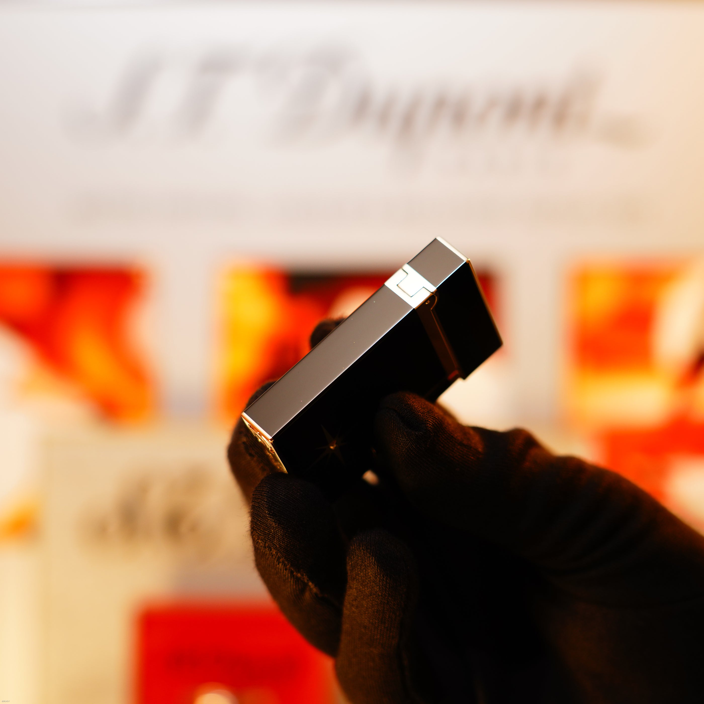 Vintage 1990 S.T. Dupont Ligne 2 Large “Natural Diamond” Limited Edition – Black Lacquer with Palladium Accents, NOS Condition, Loud Cling