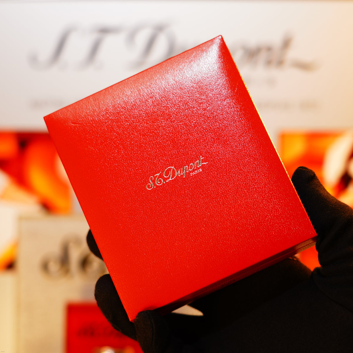 Vintage 1990 S.T. Dupont Ligne 1 Short Lighter – Heavy Gold‑Finish with Classic Lines, Excellent Condition with Light Age Patina