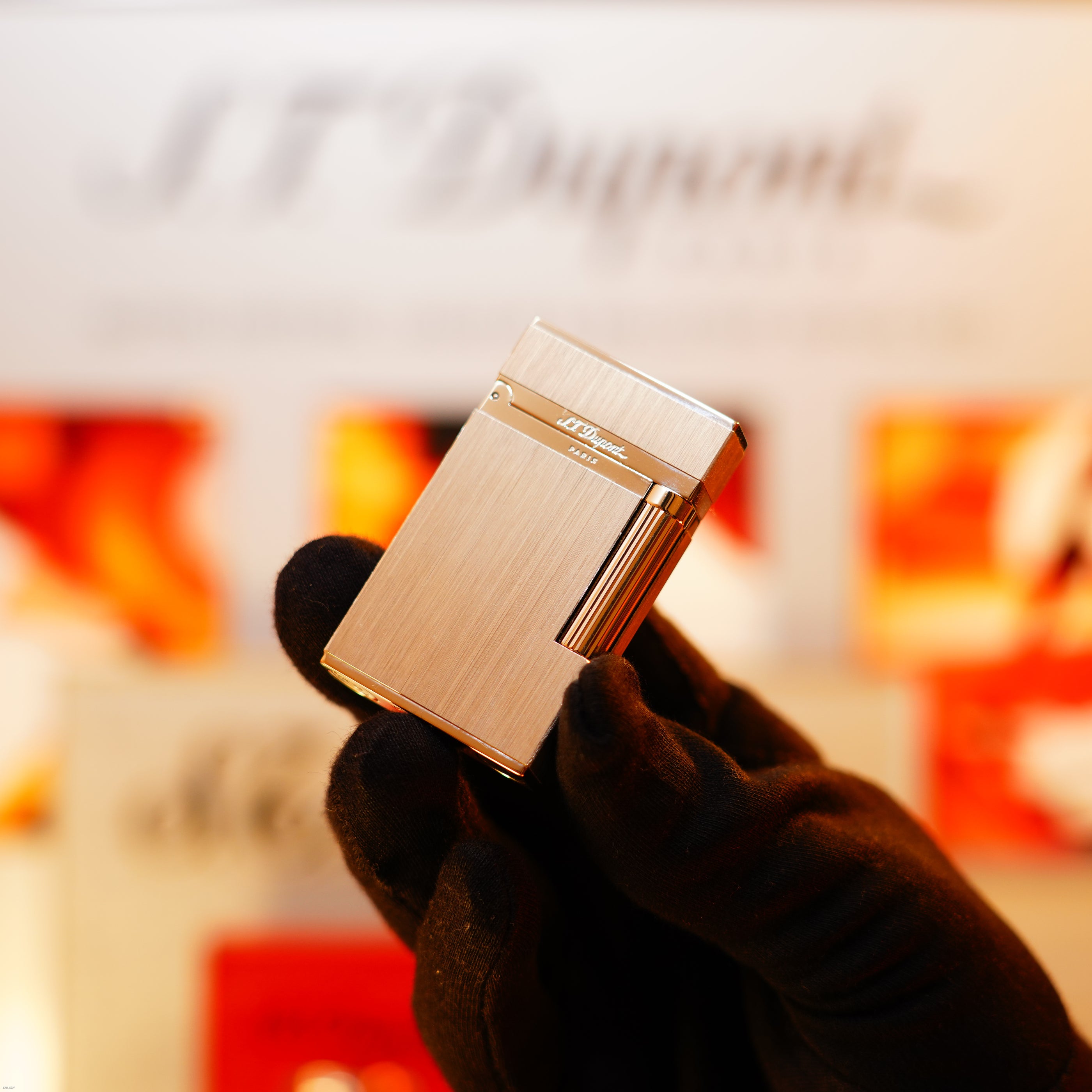 Vintage 1990 S.T. Dupont Montparnasse Ligne 2 Large Platinum Finish Lighter “Cling Sound”