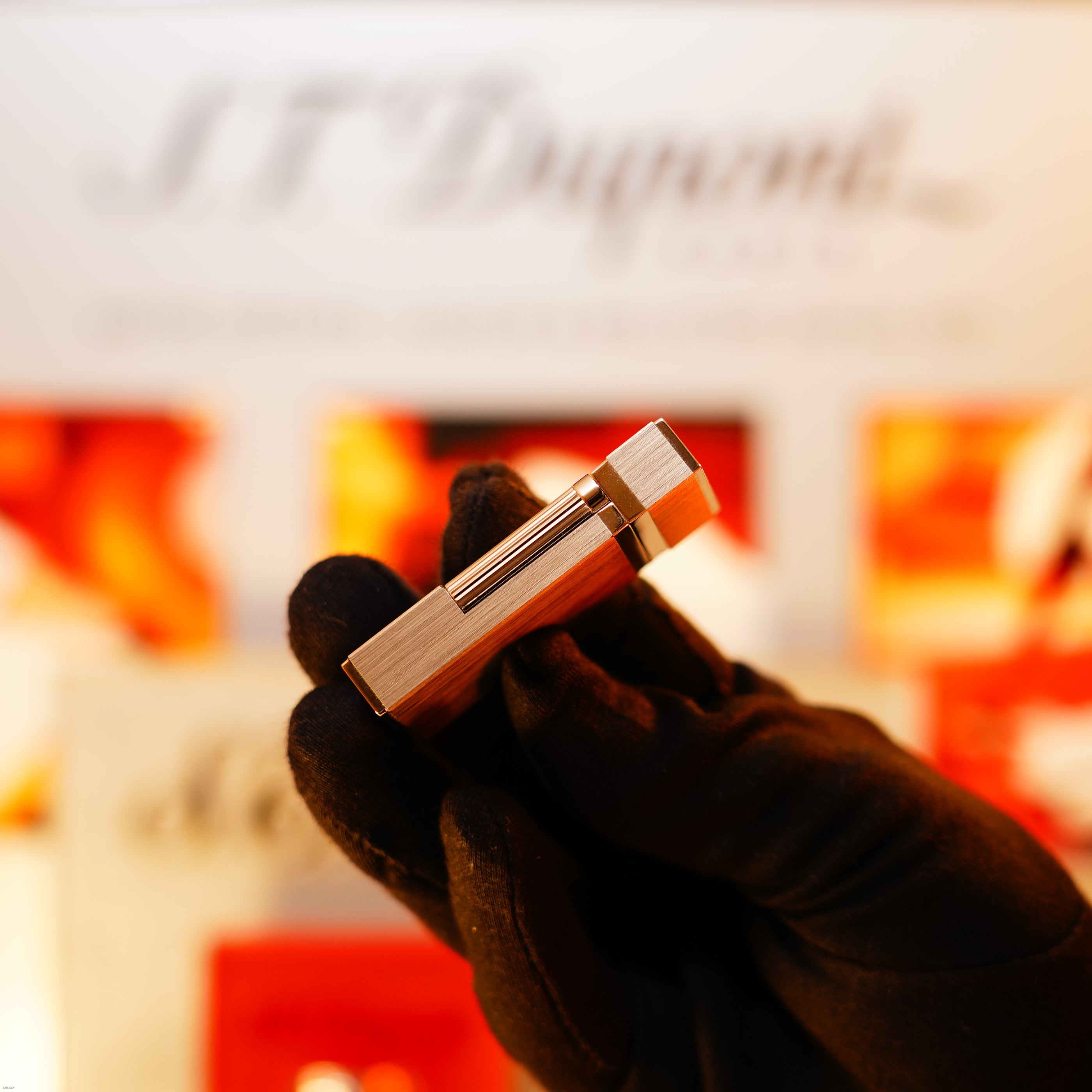 Vintage 1990 S.T. Dupont Montparnasse Ligne 2 Large Platinum Finish Lighter “Cling Sound”