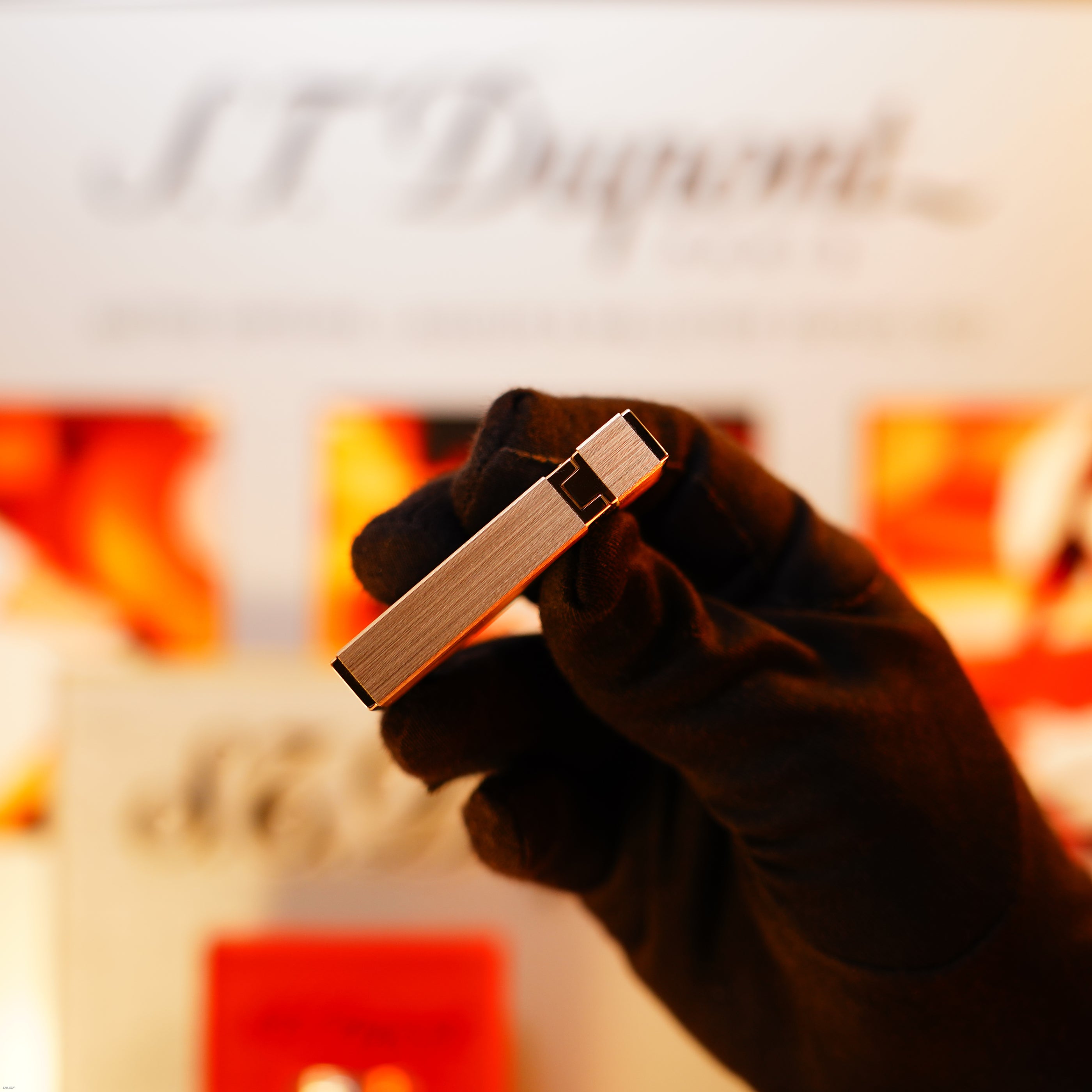 Vintage 1990 S.T. Dupont Montparnasse Ligne 2 Large Platinum Finish Lighter “Cling Sound”