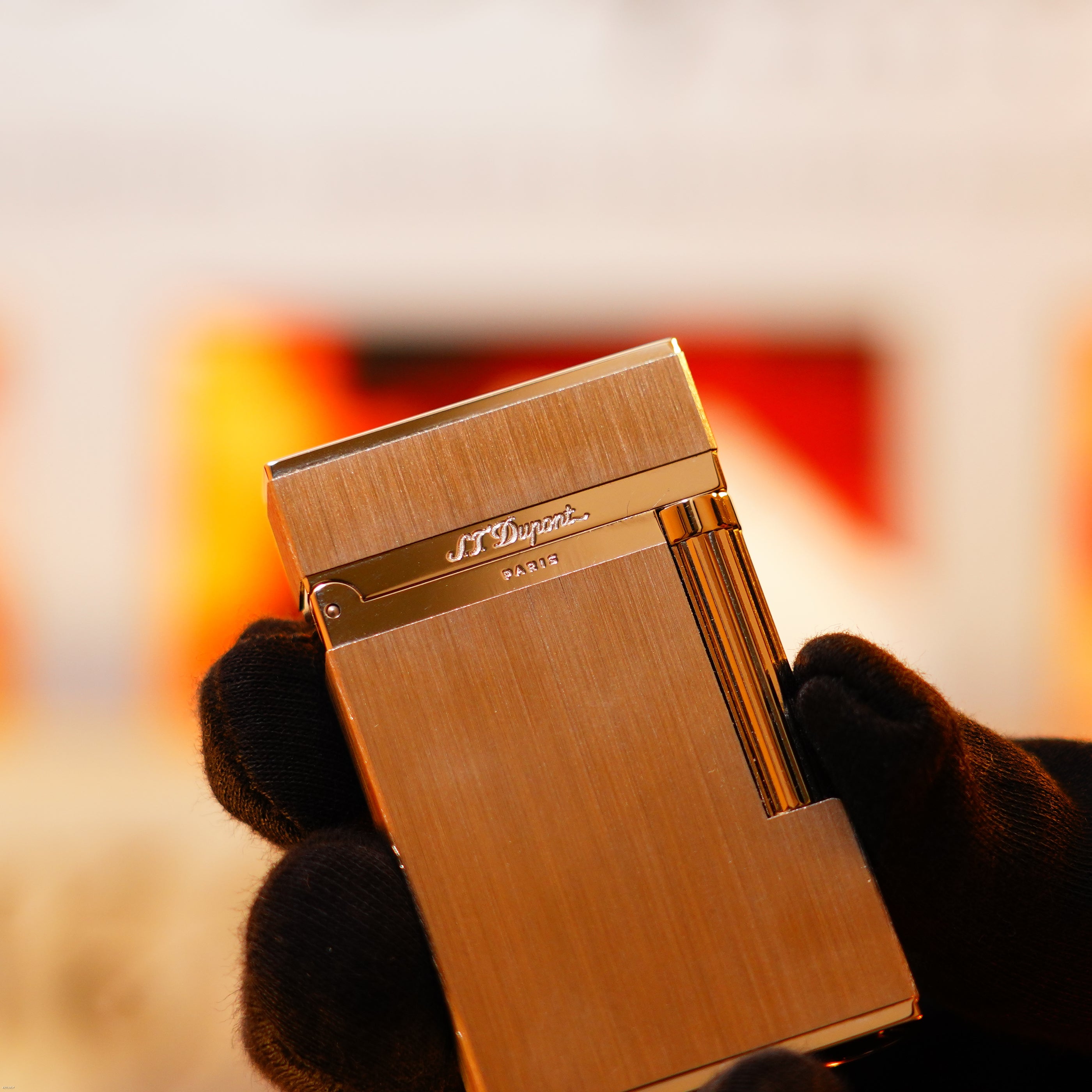 Vintage 1990 S.T. Dupont Montparnasse Ligne 2 Large Platinum Finish Lighter “Cling Sound”