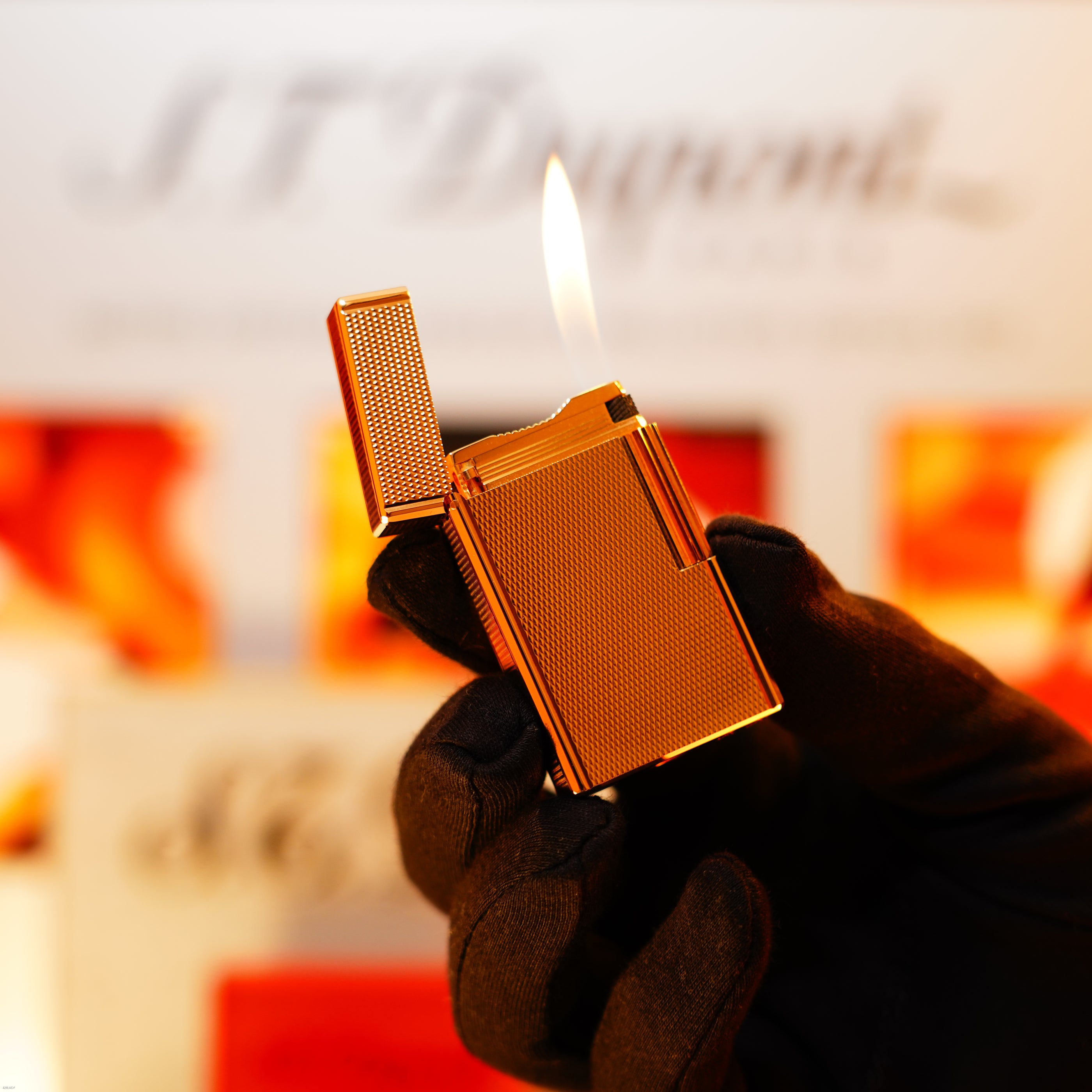 Vintage 1996 S.T. Dupont Ligne 1 Large heavy 18k  “Barley Pattern” Gold Finish Lighter