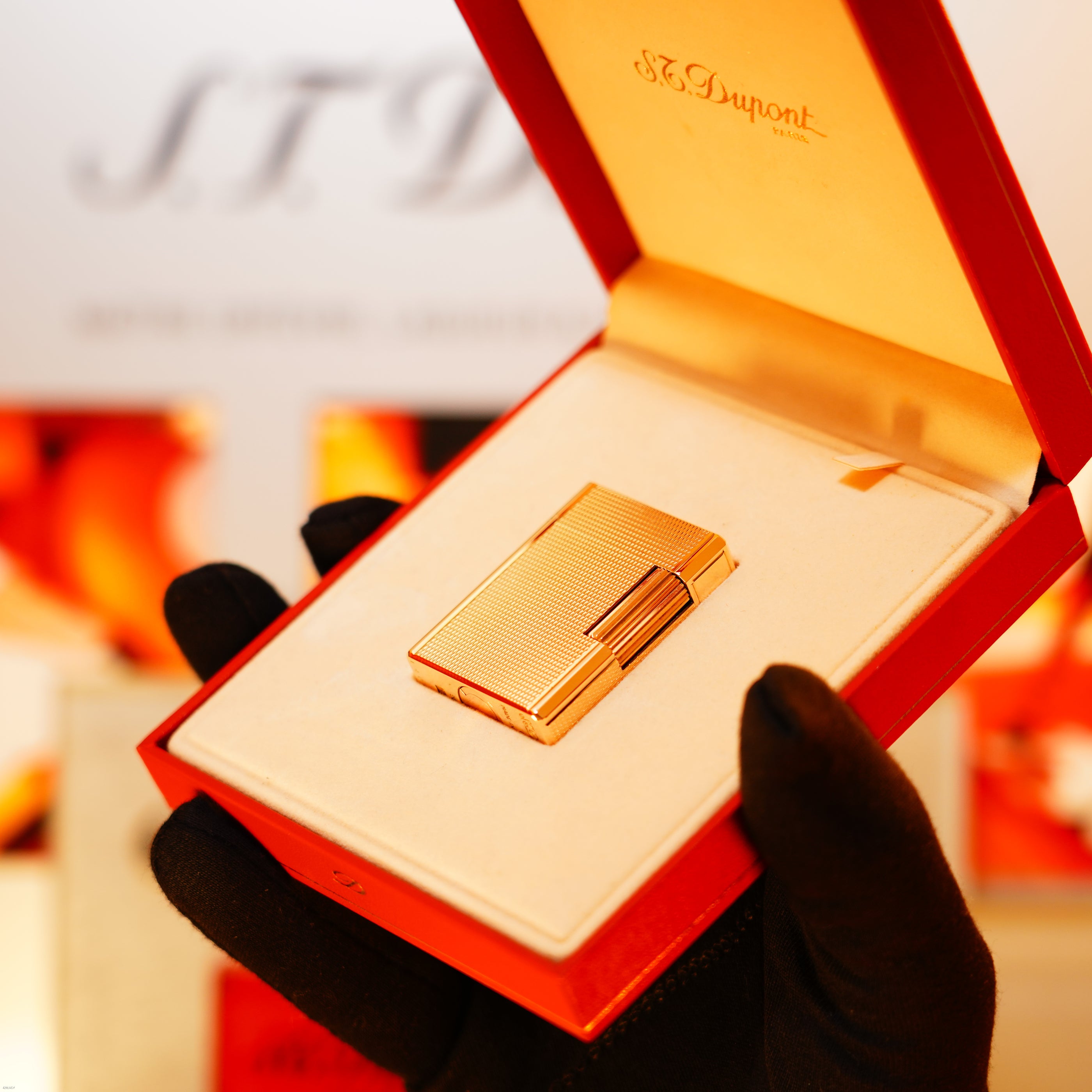 Vintage 1990 S.T. Dupont Ligne 1 Small “Barley Pattern” Lighter – 20-Micron Gold-Plated Finish, Full Set, Excellent Condition