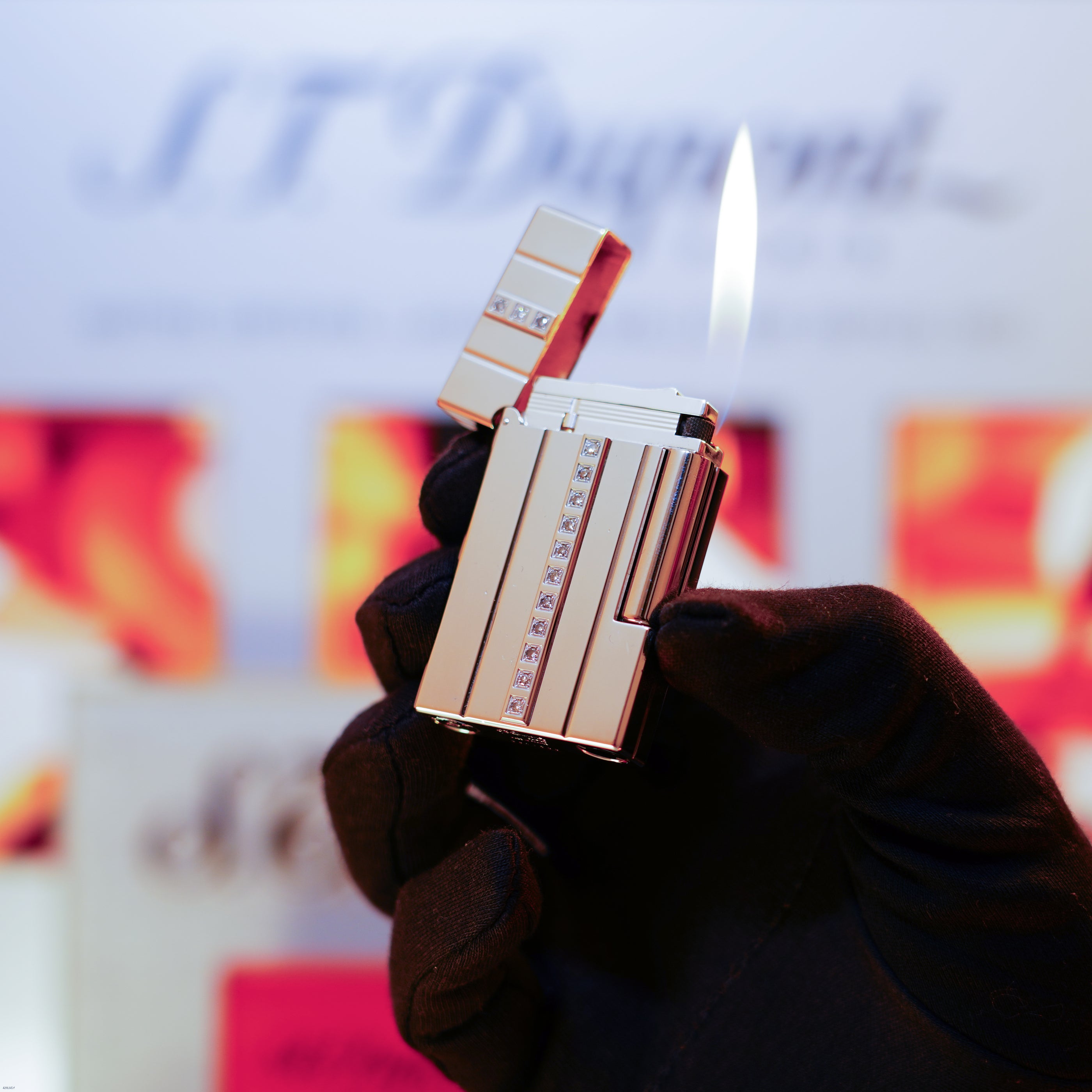 Vintage 2000 S.T. Dupont Ligne 2 Large “Night & Light” with 14 Natural Certified Brazilian Diamonds Edition Platinum Lighter – 14 Diamonds Full Set
