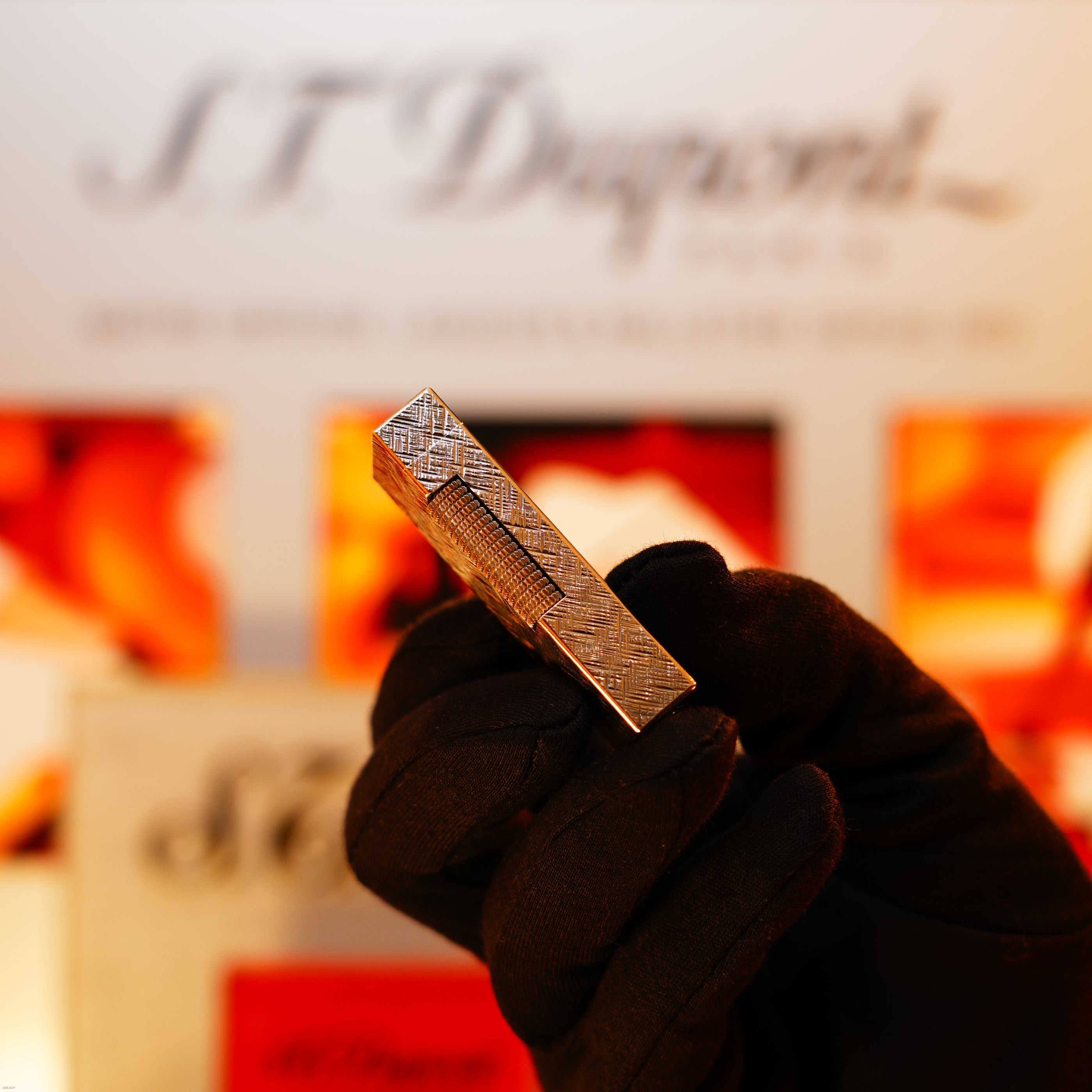 Vintage 1971 Dunhill Rollagas “Cross Hatch” Lighter – Heavy Silver Finish, Rare Early Pattern, Good Full Set