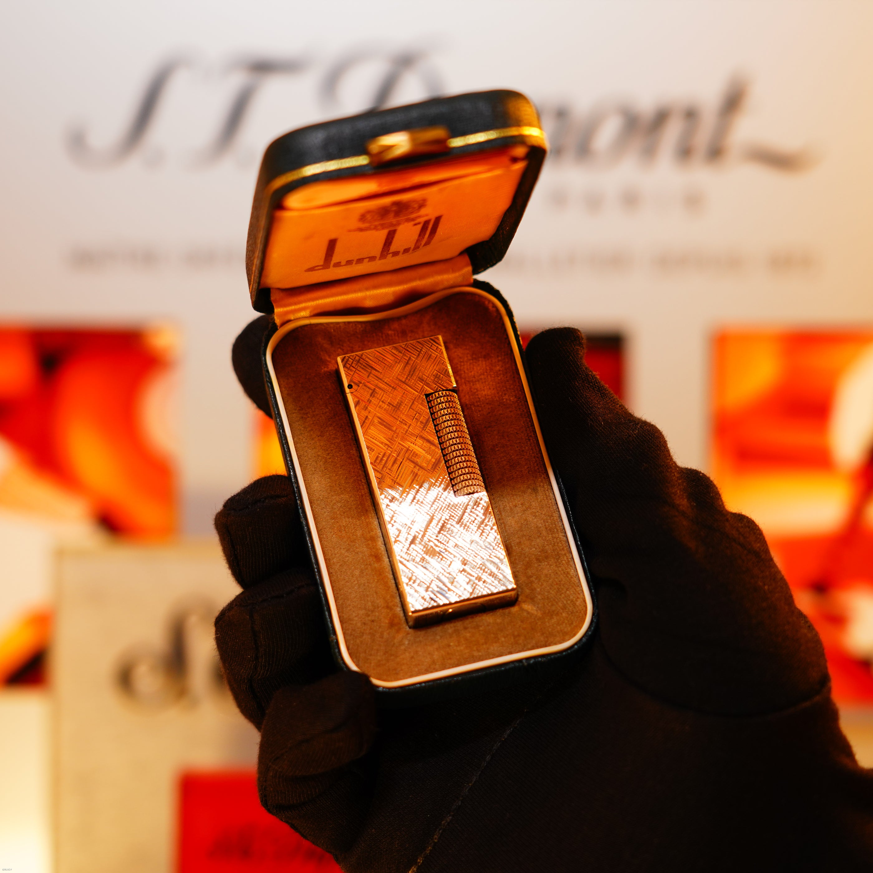 Vintage 1971 Dunhill Rollagas “Cross Hatch” Lighter – Heavy Silver Finish, Rare Early Pattern, Good Full Set