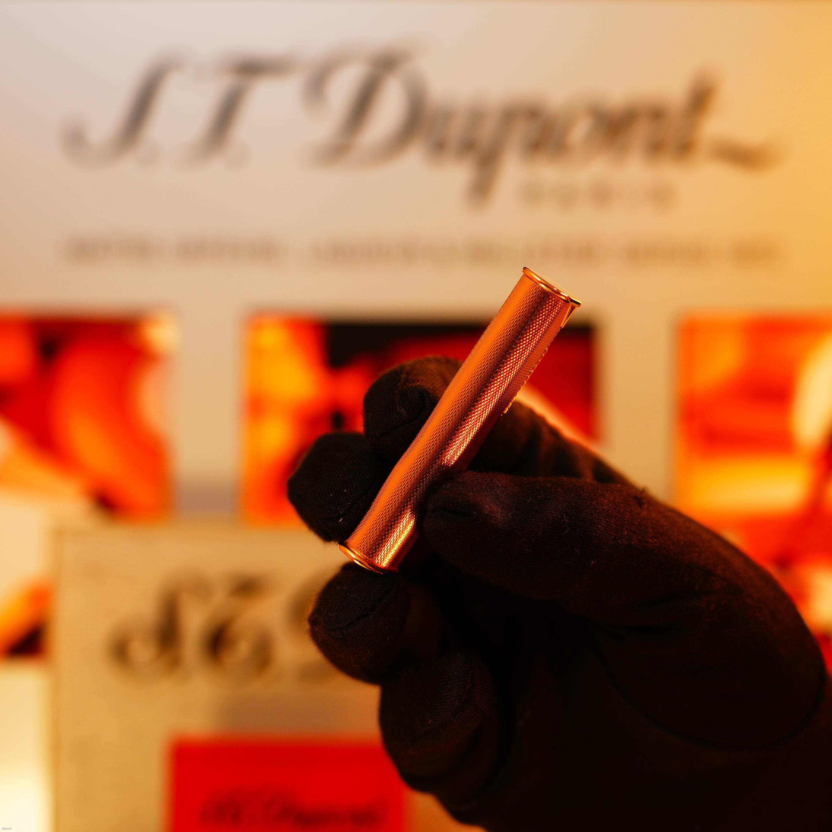 Vintage 1960 Dunhill Dress Lighter – Heavy 24K Gold‑Plated “Barley Pattern”, New Old Stock Full Set from London’s Golden Era