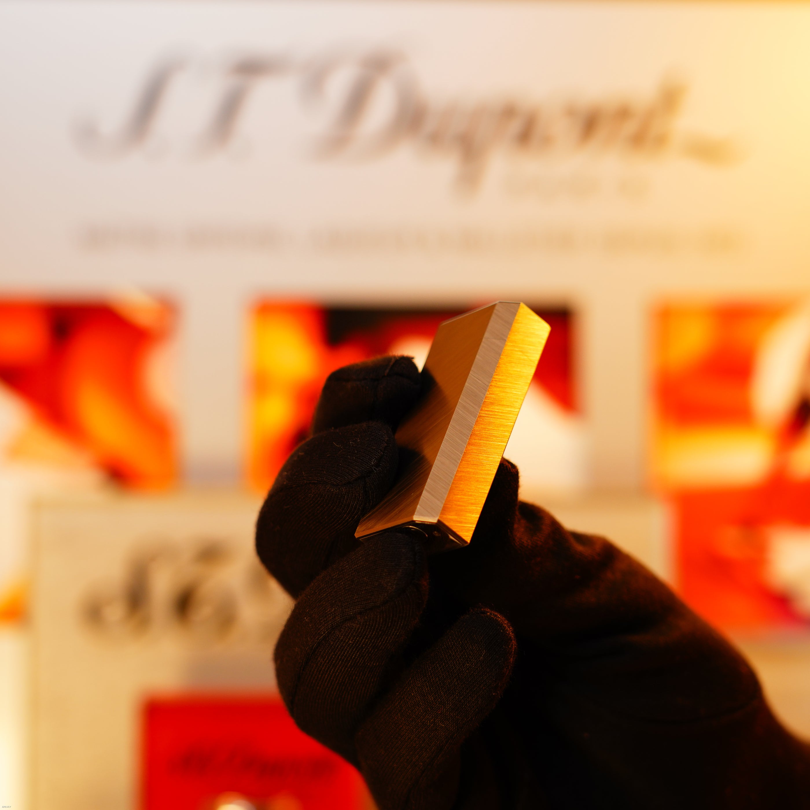 Vintage 1980 Cartier Mini “Pentagon” Lighter – Brushed Heavy Platinum Finish, New Old Stock Condition, Rare Full Set