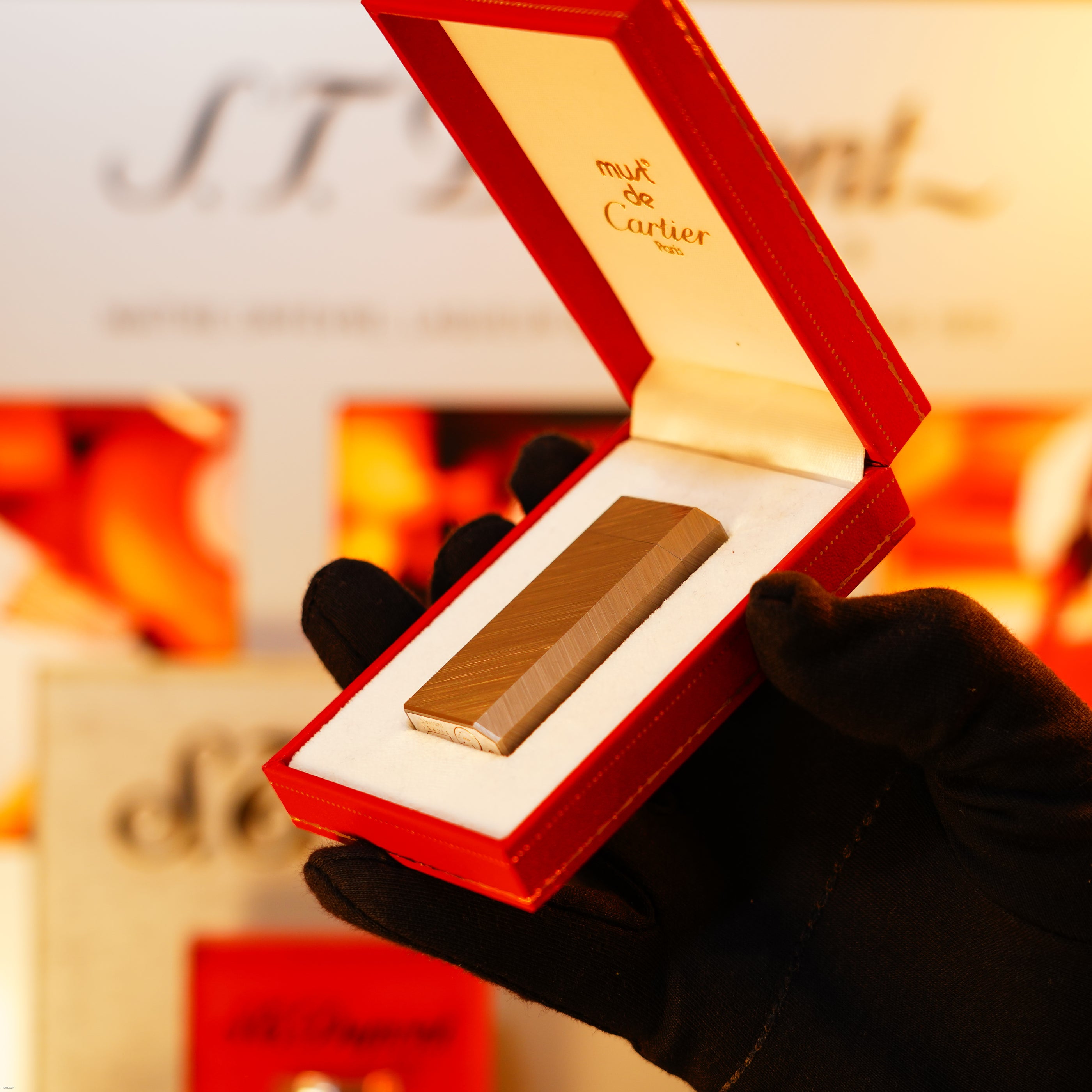 Vintage 1980 Cartier Mini “Pentagon” Lighter – Brushed Heavy Platinum Finish, New Old Stock Condition, Rare Full Set