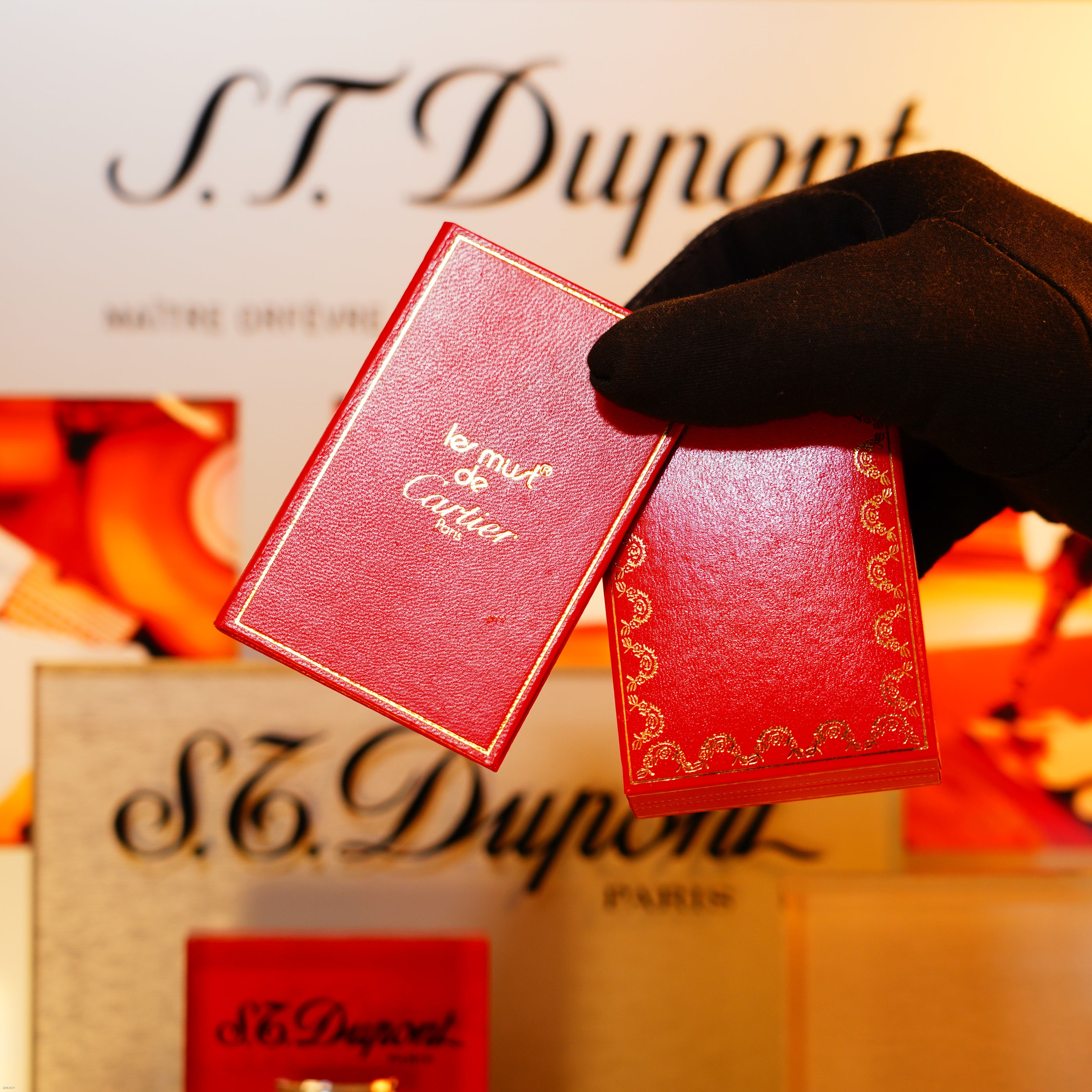 Vintage 1980 Cartier Mini “Pentagon” Lighter – Brushed Heavy Platinum Finish, New Old Stock Condition, Rare Full Set