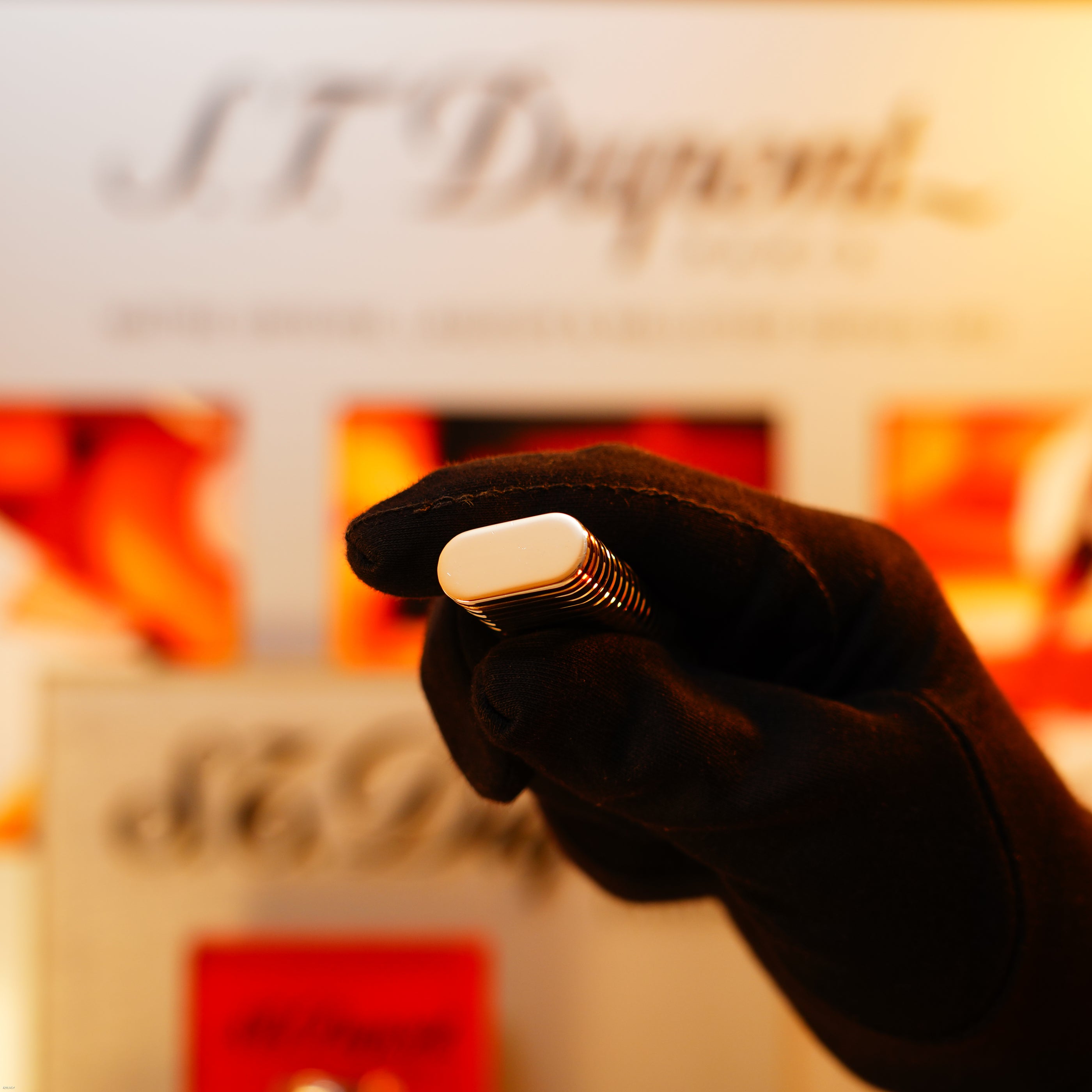 Vintage 1970 Cartier Solid 925 Silver Horizontal‑Line Lighter – Solid 18K Gold Bands, New Old Stock Museum Condition, Rare Full Set